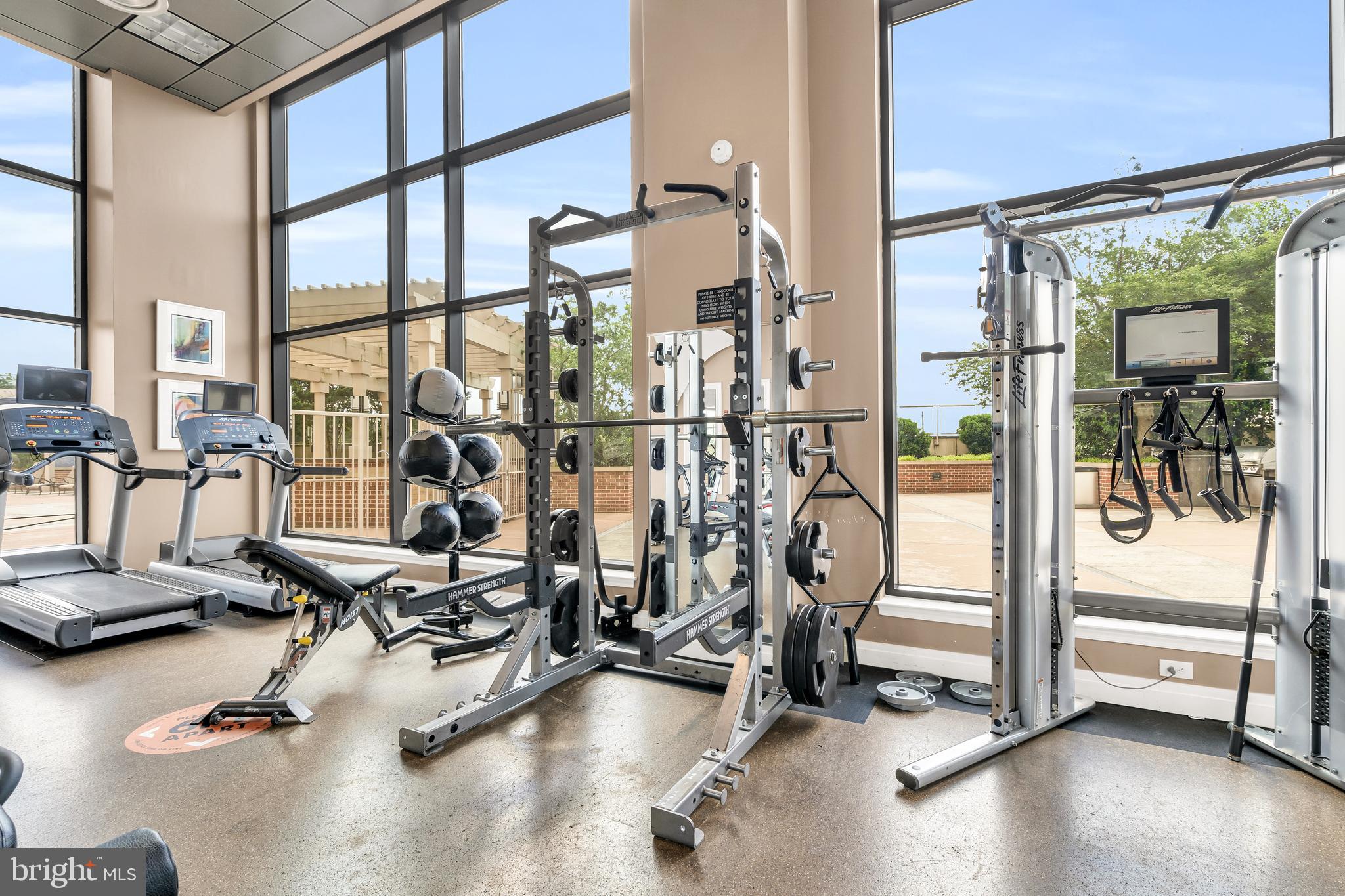 2451 MIDTOWN AVENUE 501