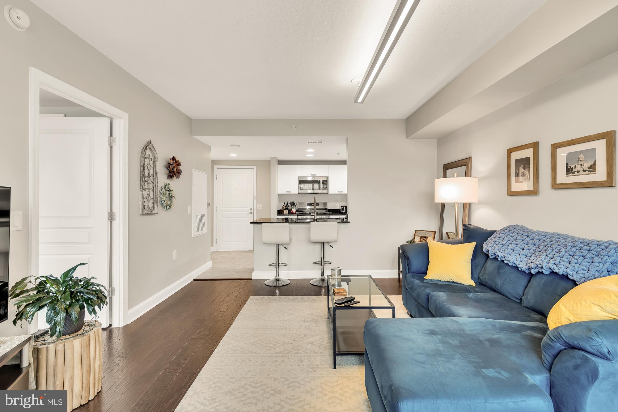 2451 MIDTOWN AVENUE 501