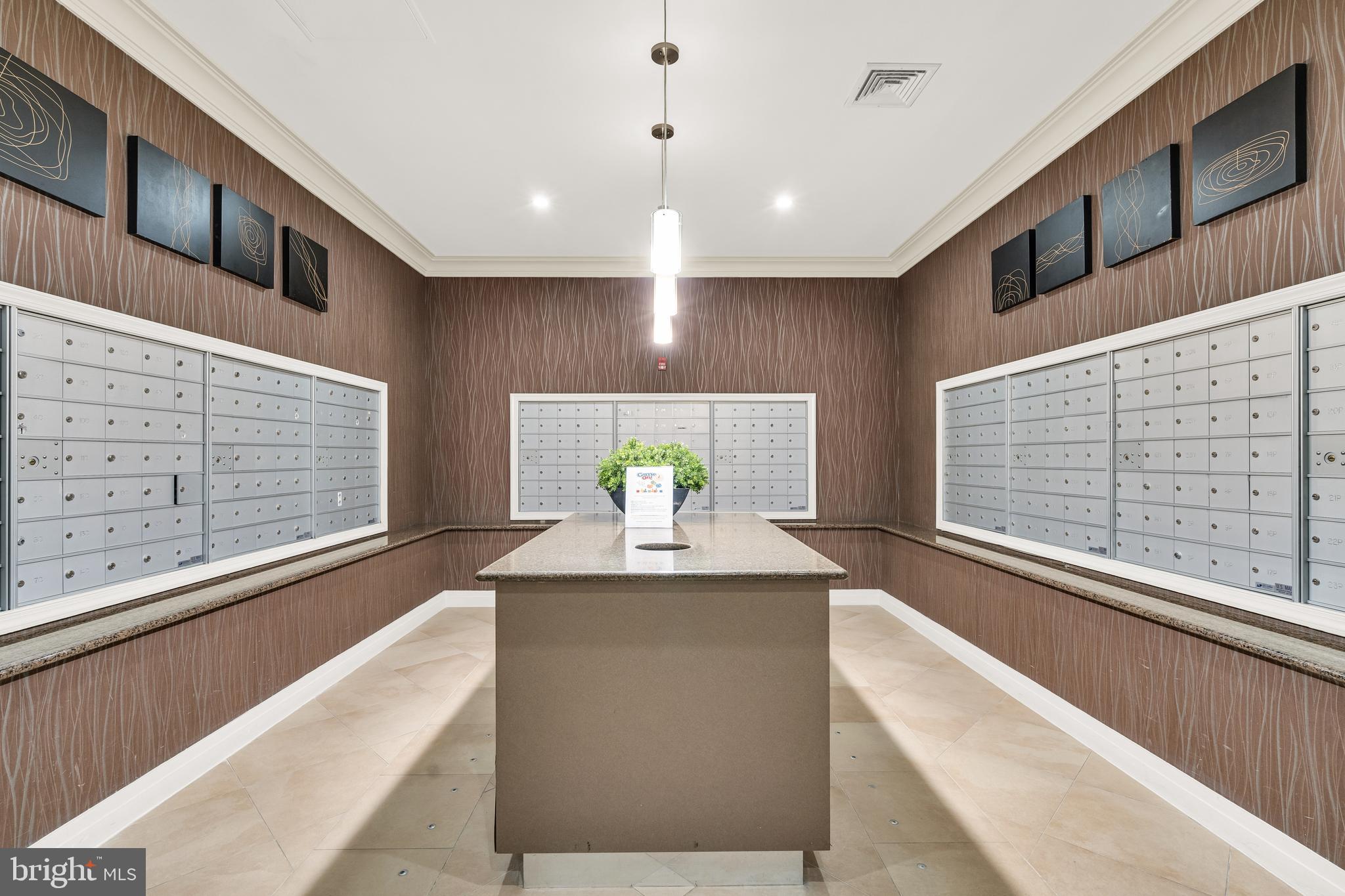 2451 MIDTOWN AVENUE 501