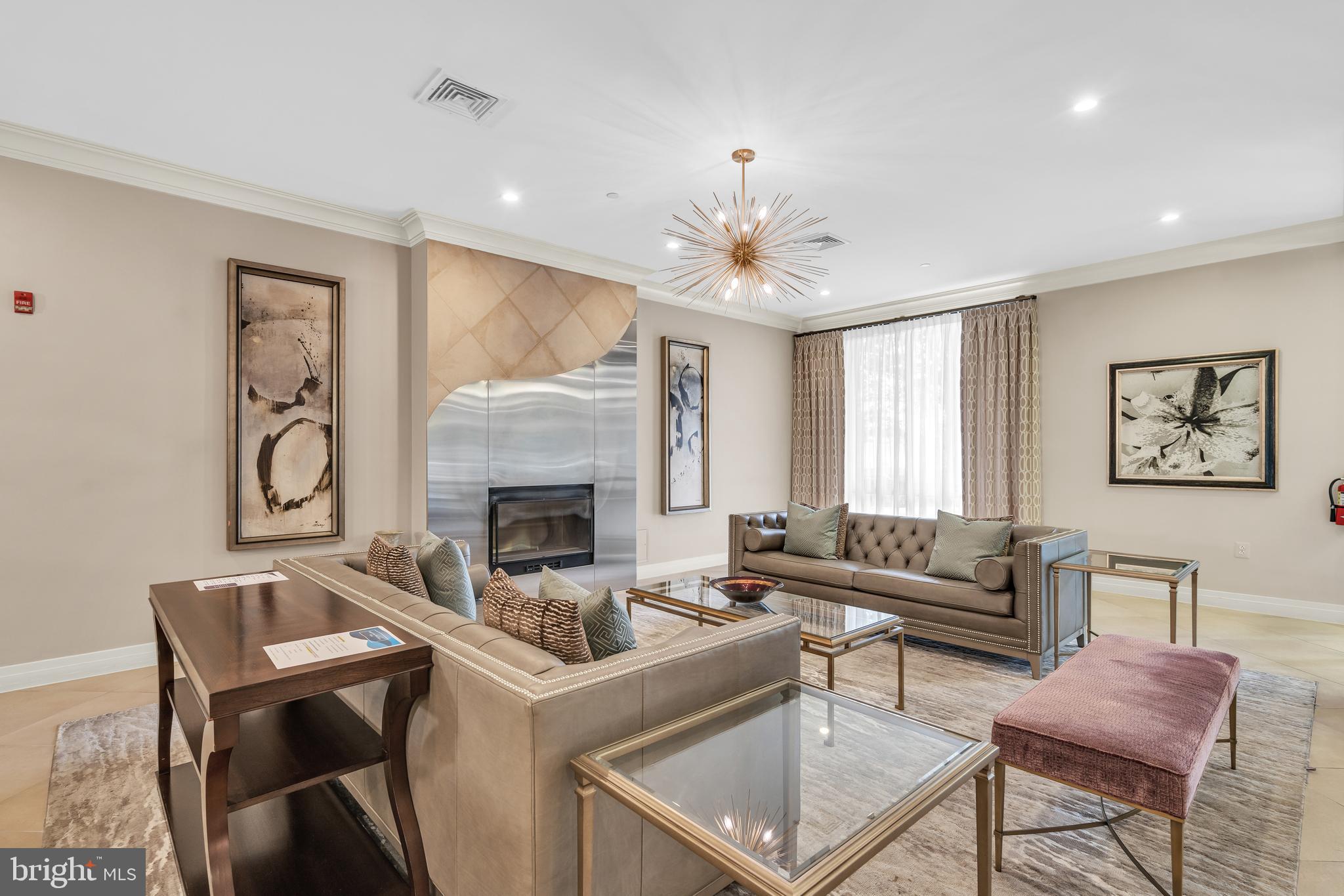 2451 MIDTOWN AVENUE 501
