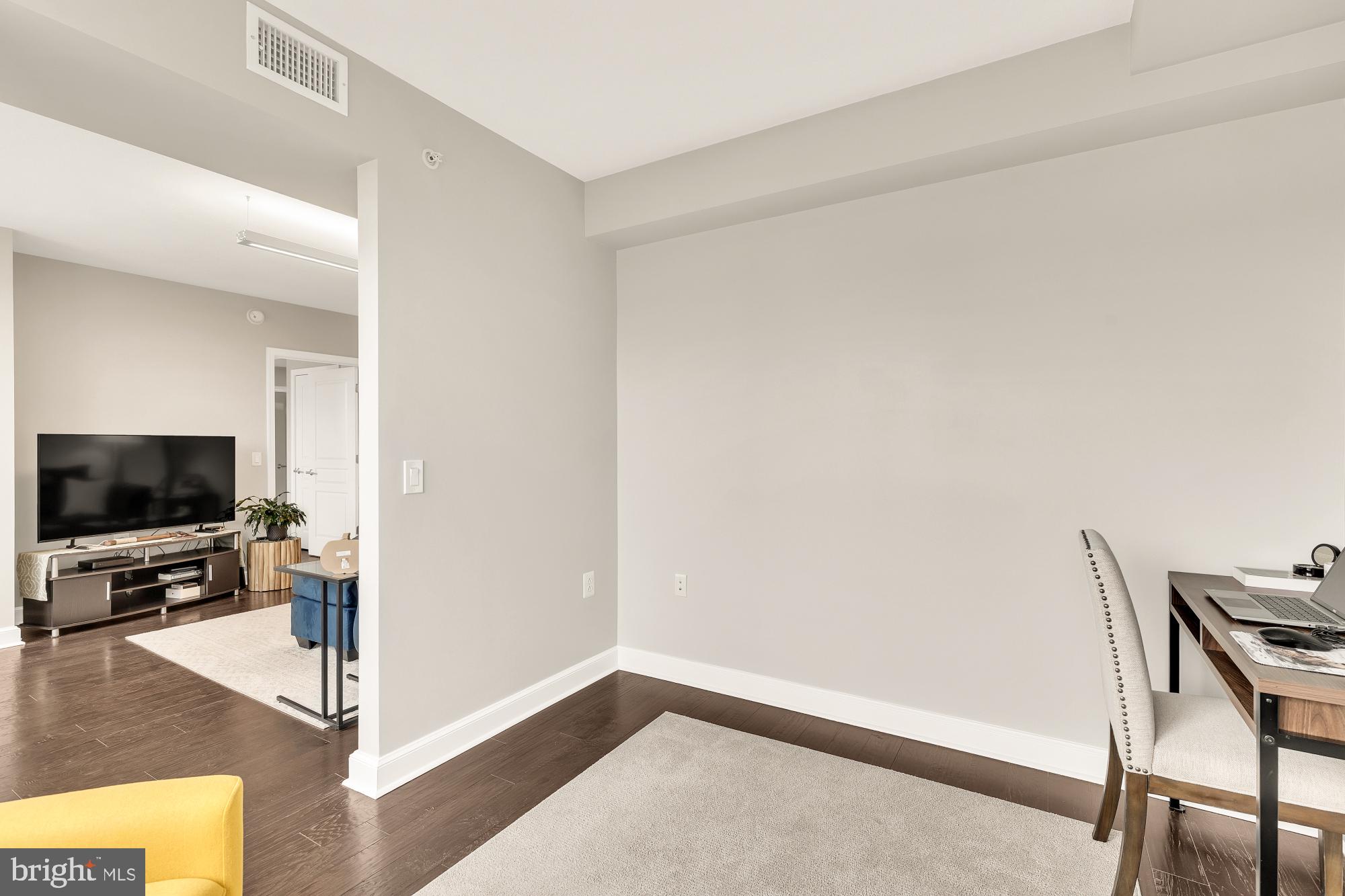 2451 MIDTOWN AVENUE 501