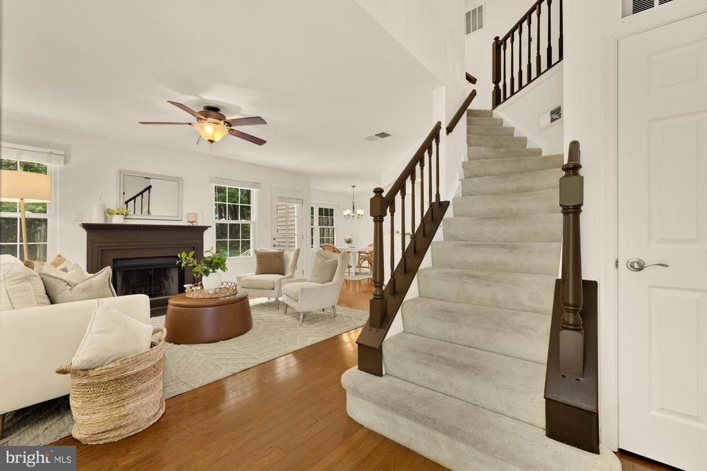 10201 FAIRE COMMONS COURT