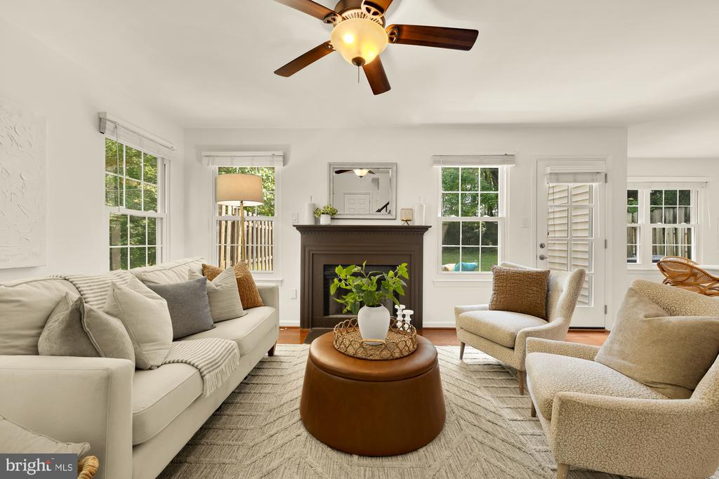 10201 FAIRE COMMONS COURT