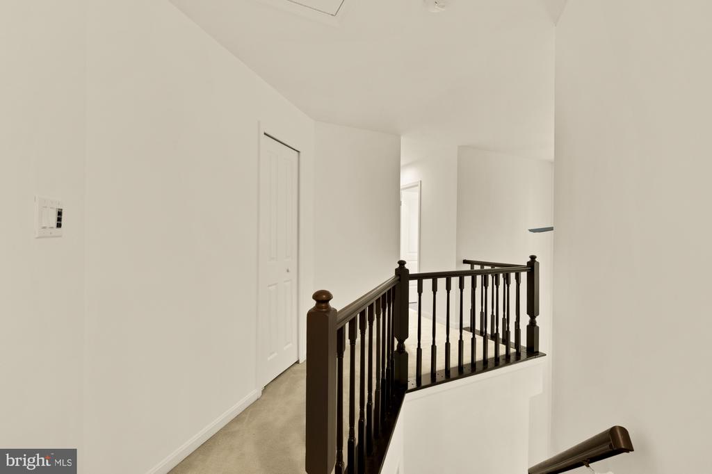 10201 FAIRE COMMONS COURT