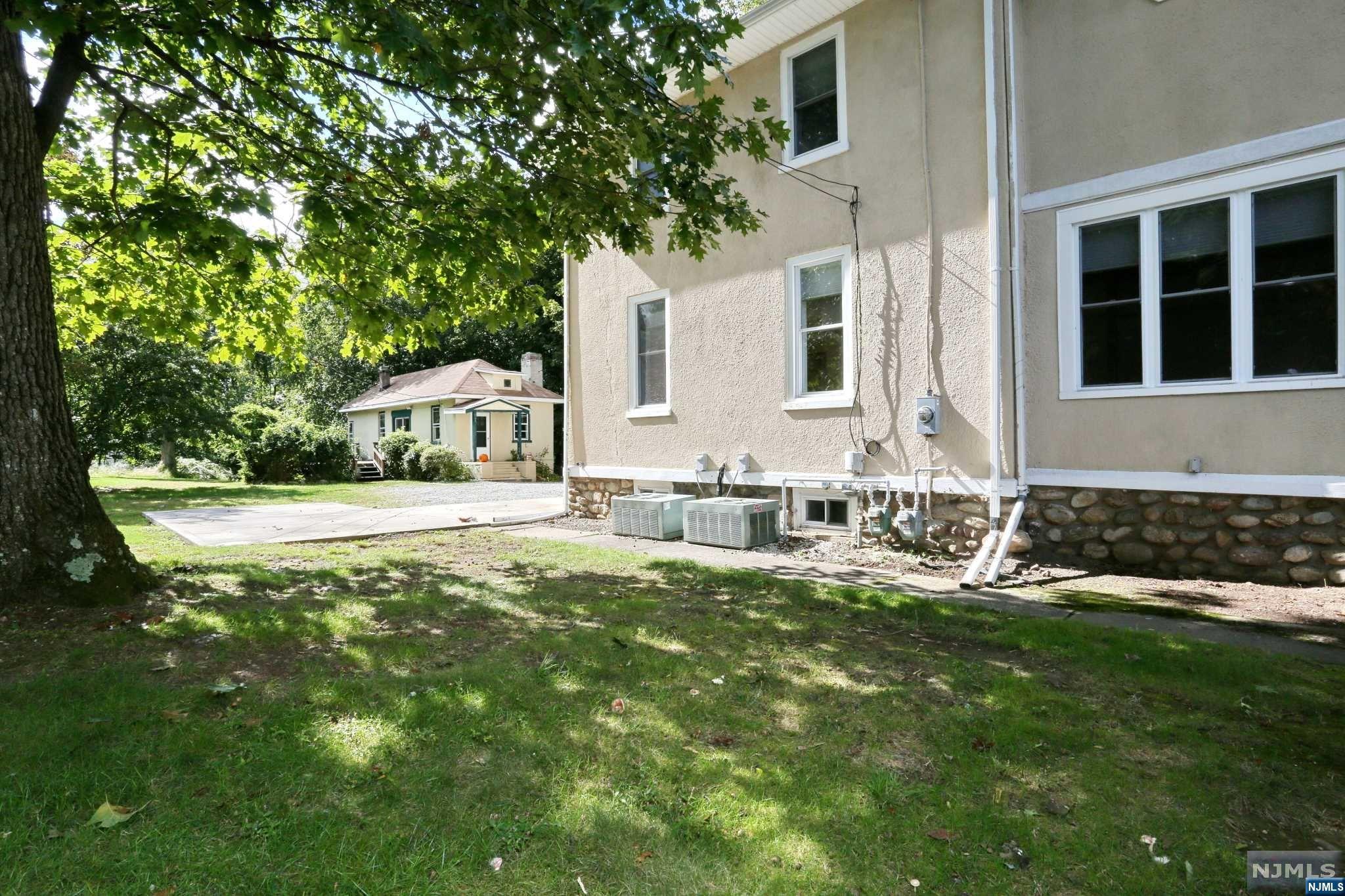165 Ridge Avenue