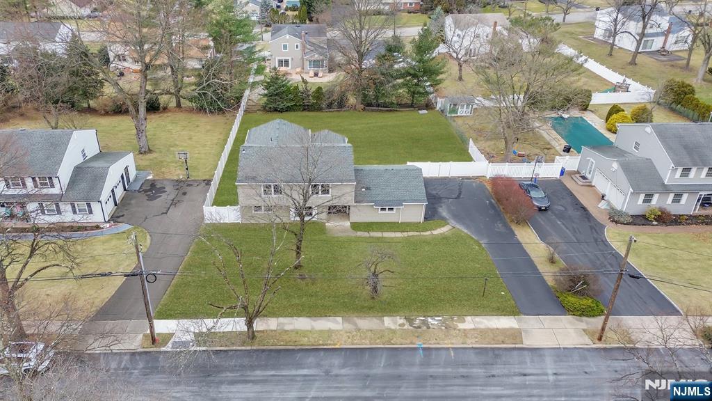 15 Ashburn Road