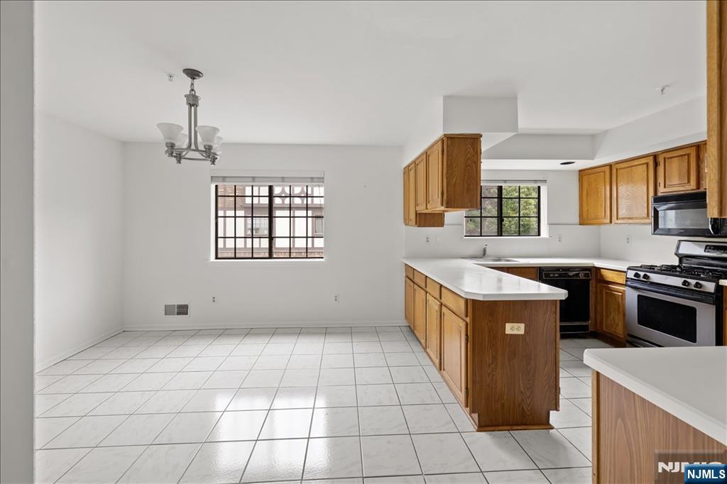 1210 Faulkner Court