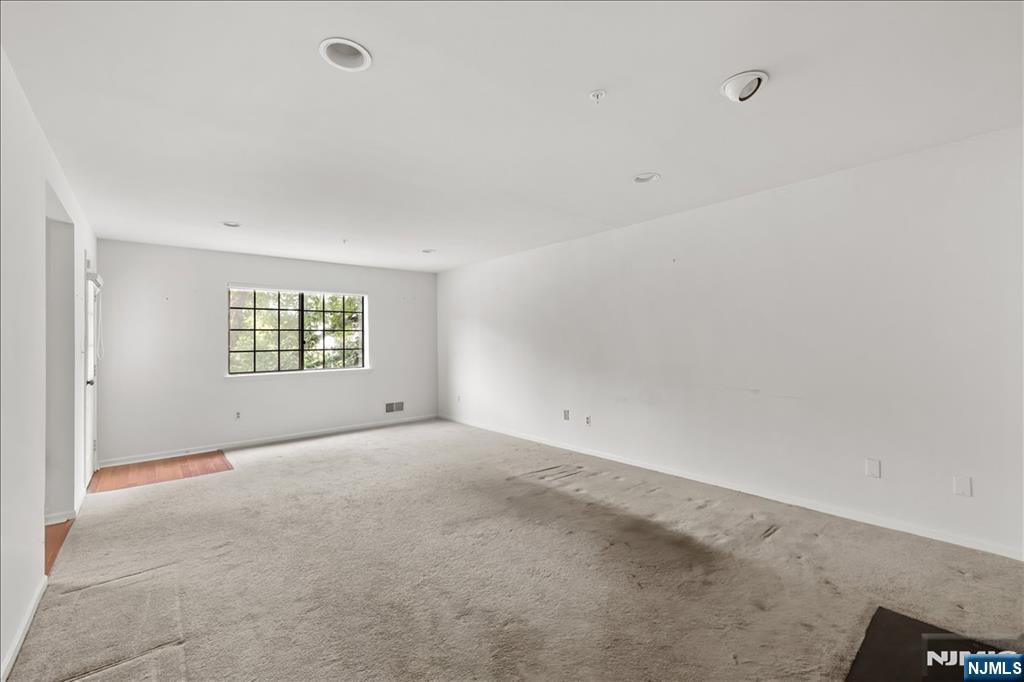 1210 Faulkner Court