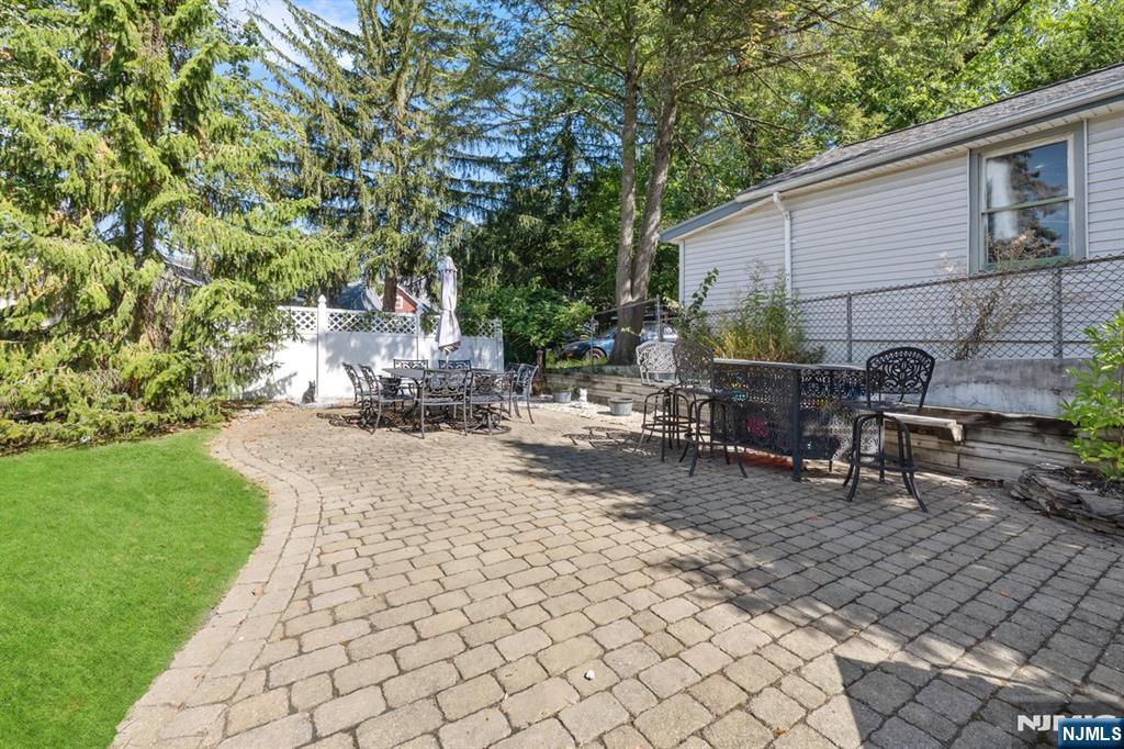 15 Linda Vista Avenue