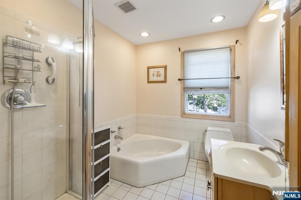 15 Linda Vista Avenue