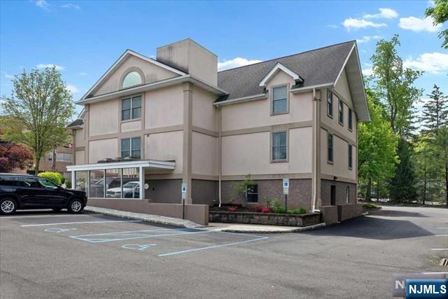 27 S Franklin Turnpike 101