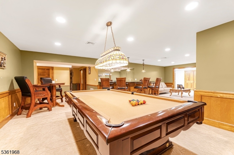 284 Sunset Rd