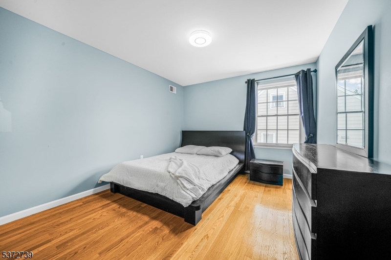 23 West St