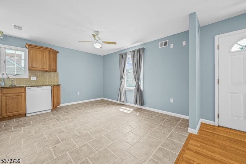23 West St