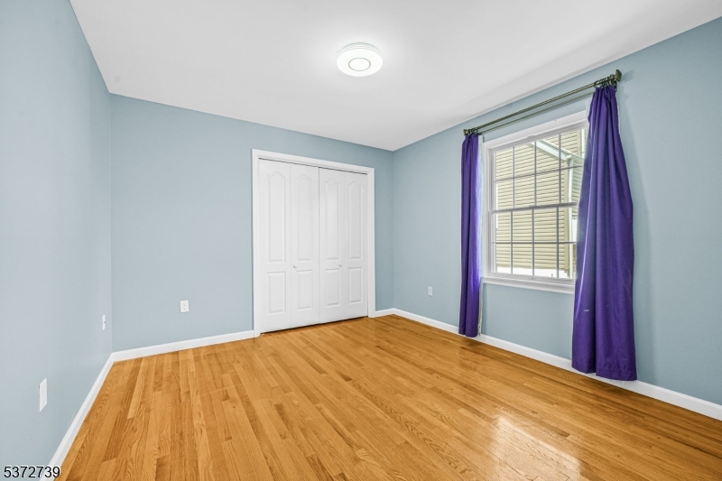 23 West St