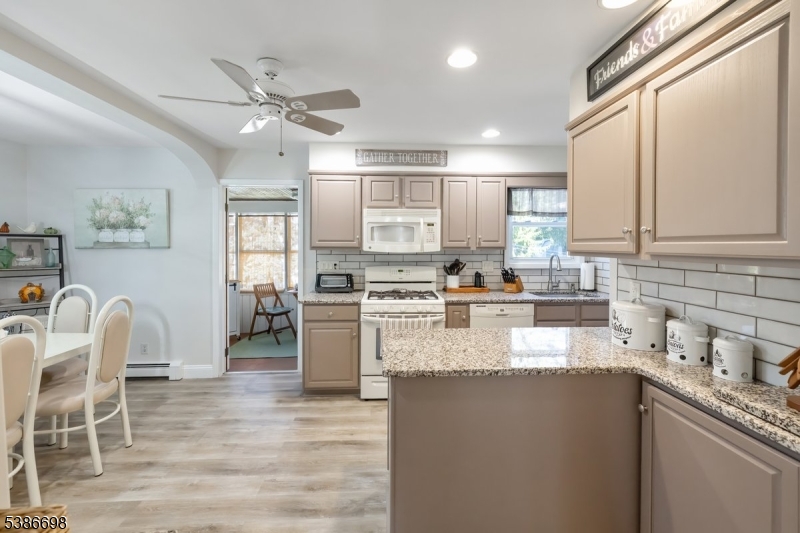15 Linda Vista Ave