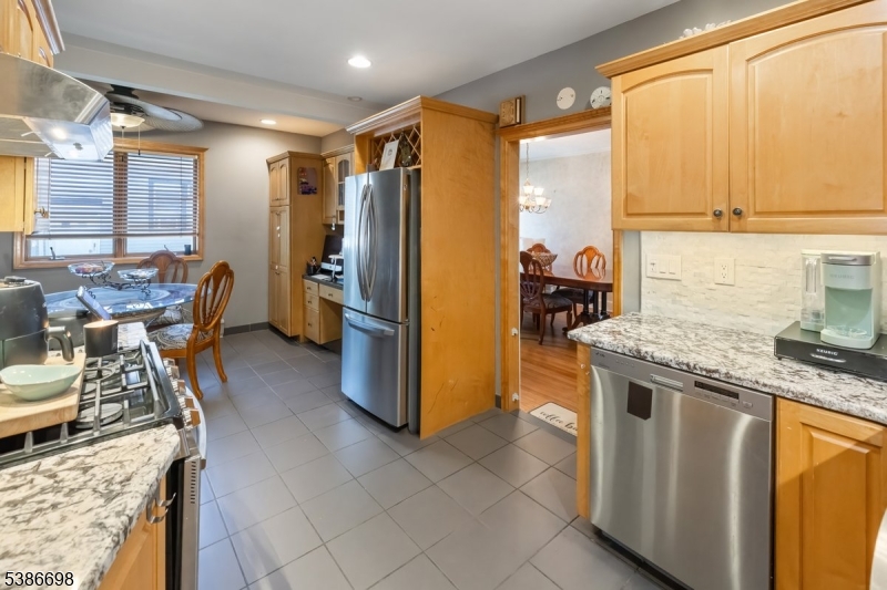 15 Linda Vista Ave