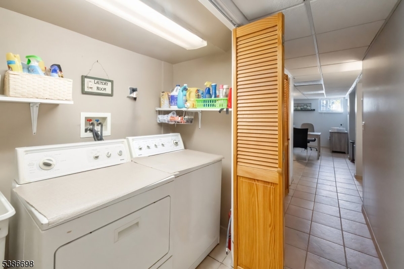 15 Linda Vista Ave