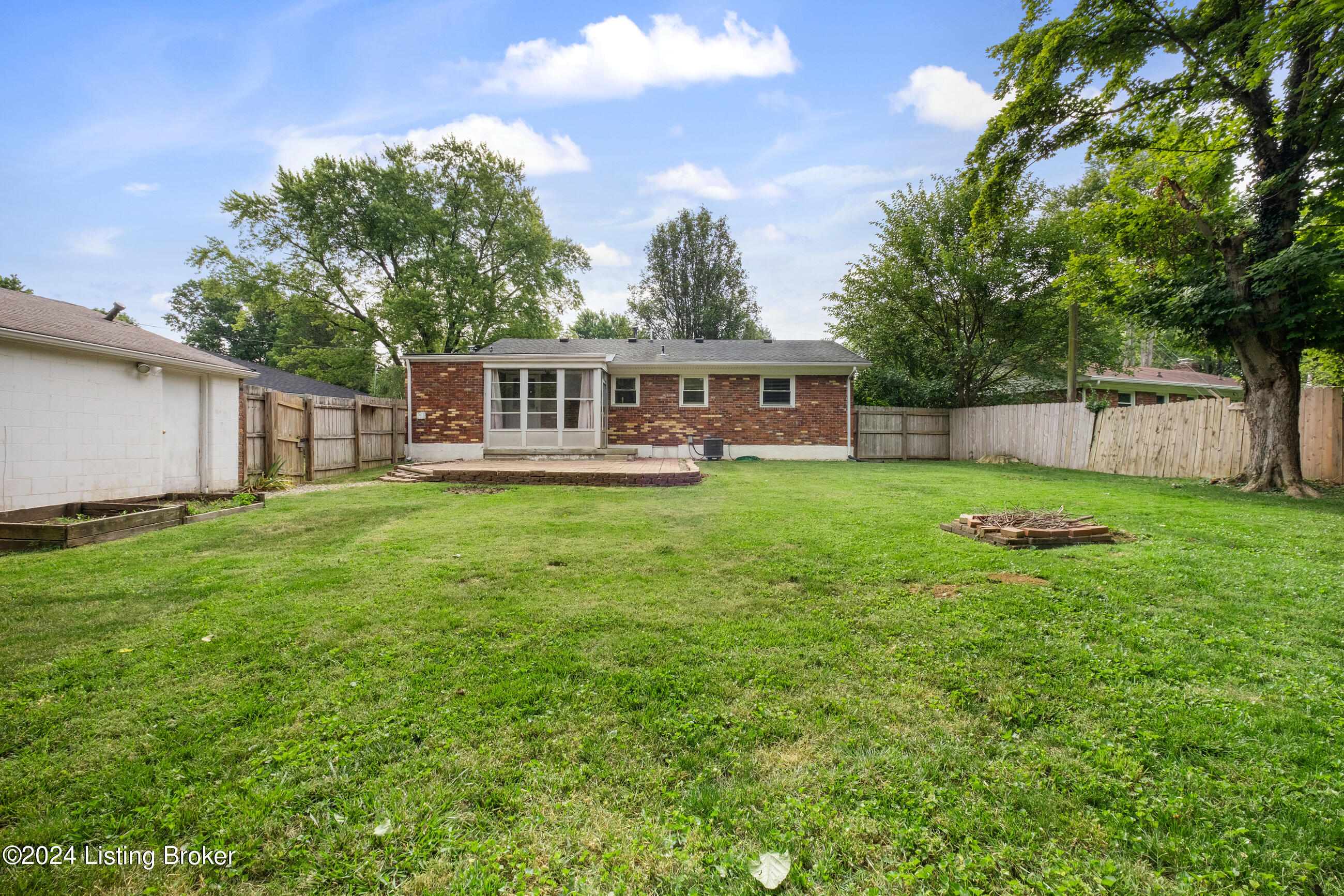 1906 Milburt Dr