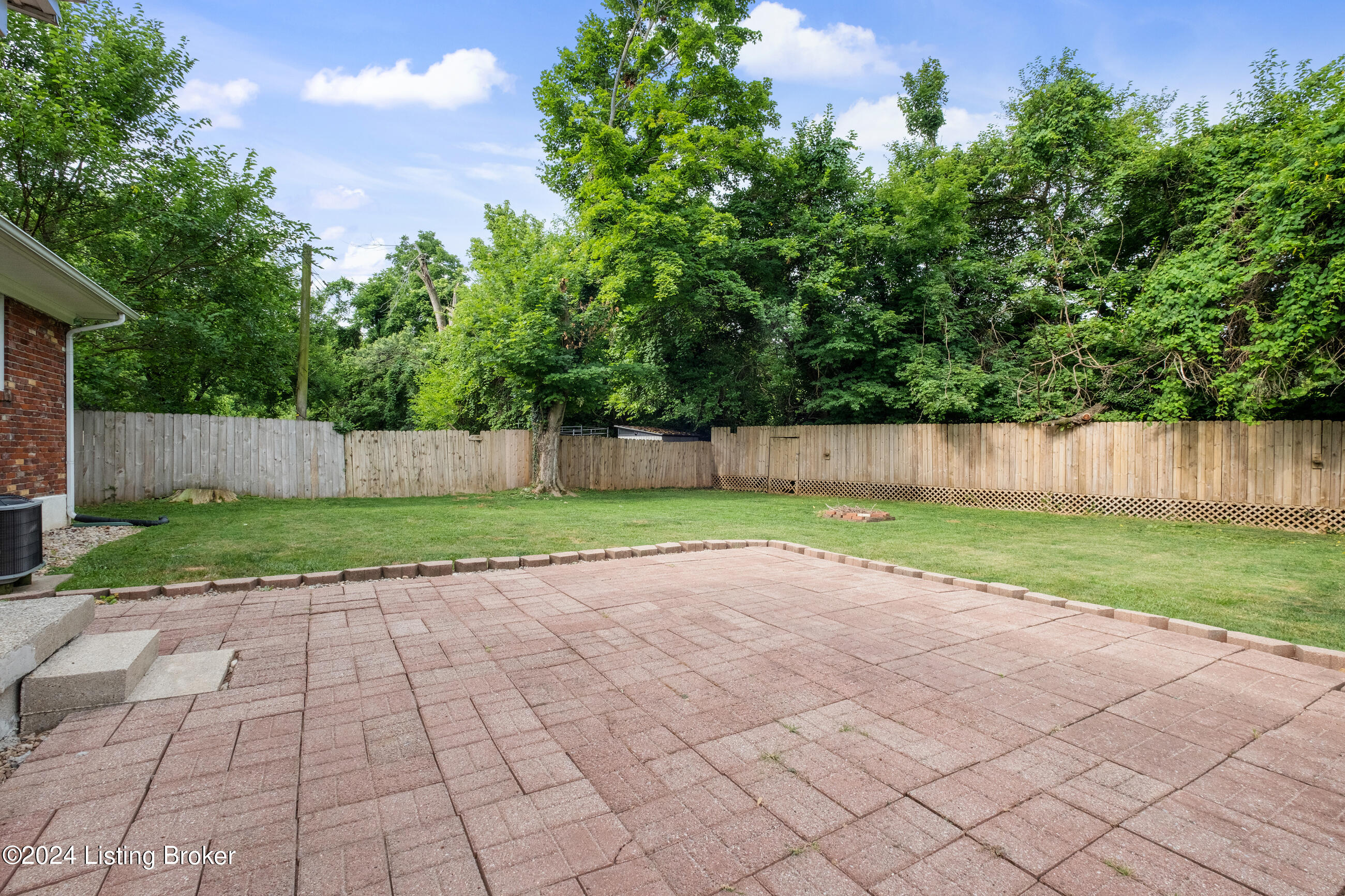 1906 Milburt Dr