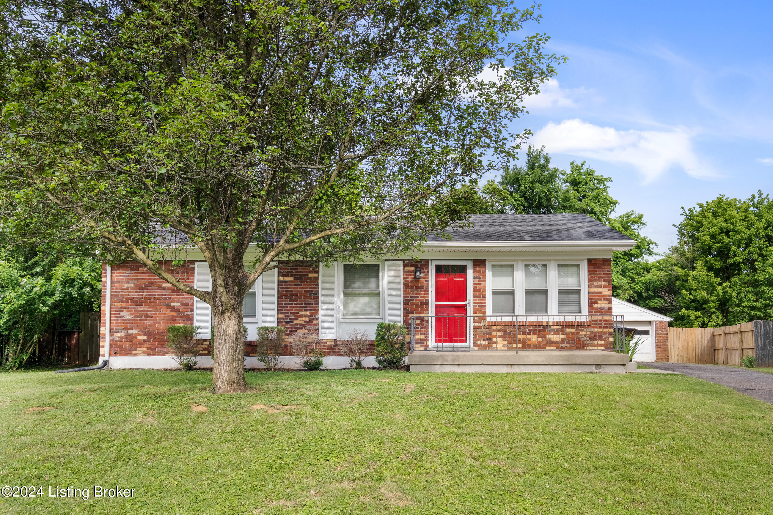 1906 Milburt Dr