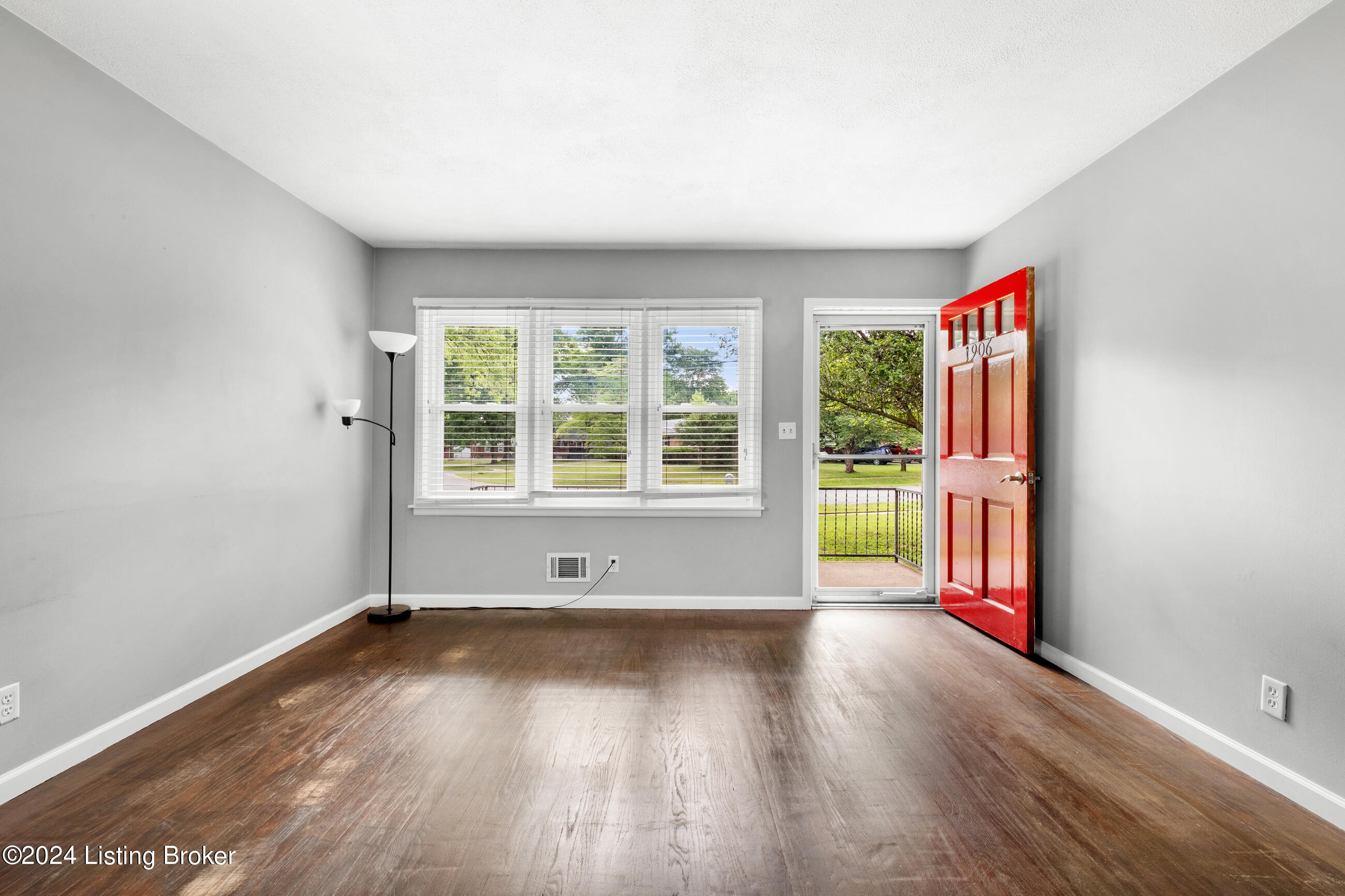1906 Milburt Dr