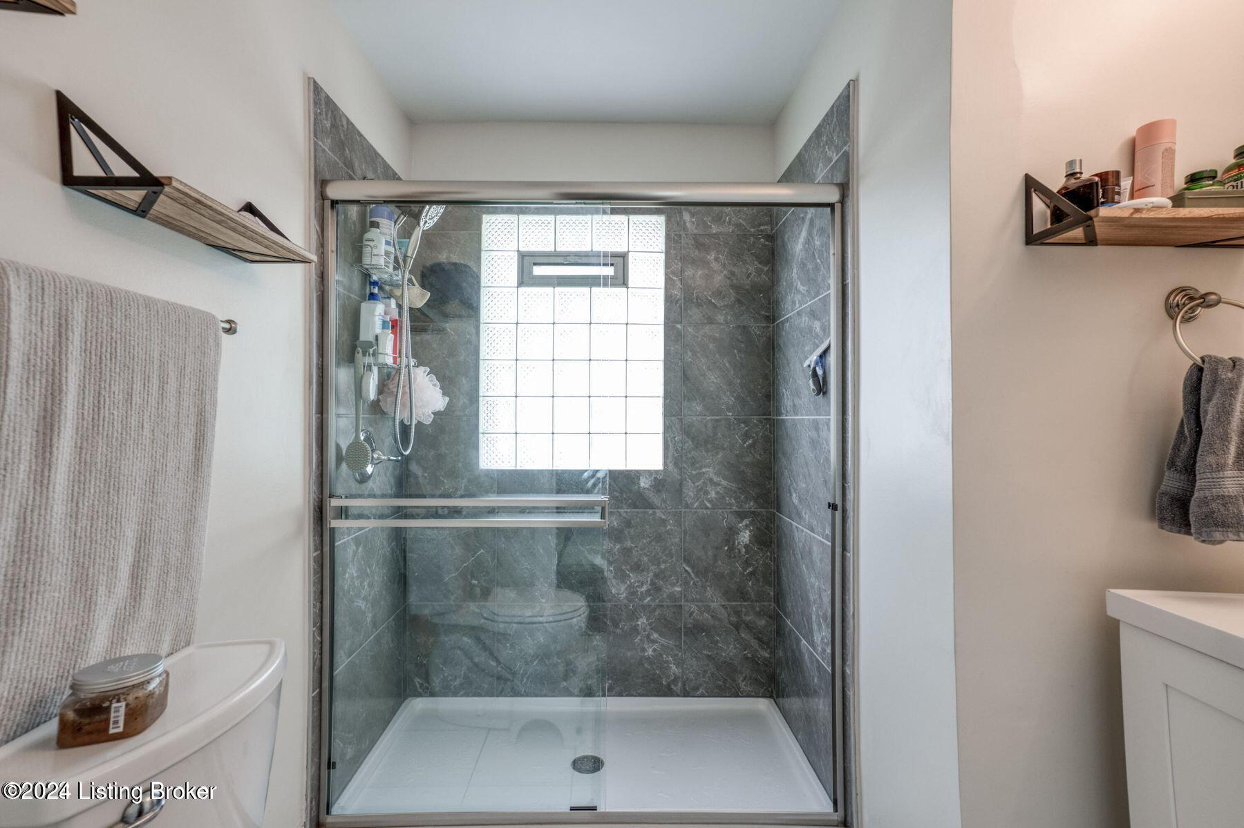 405 Macon Ave, 2