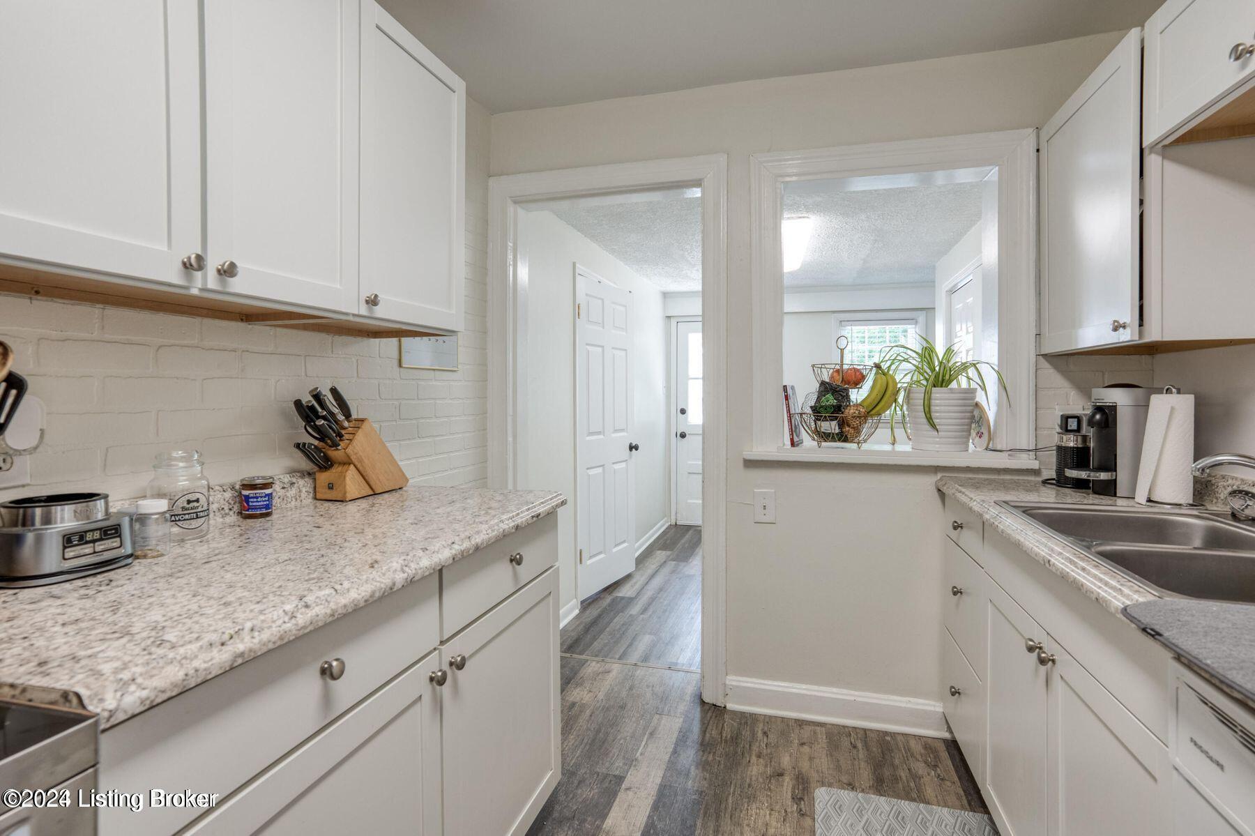 405 Macon Ave, 2