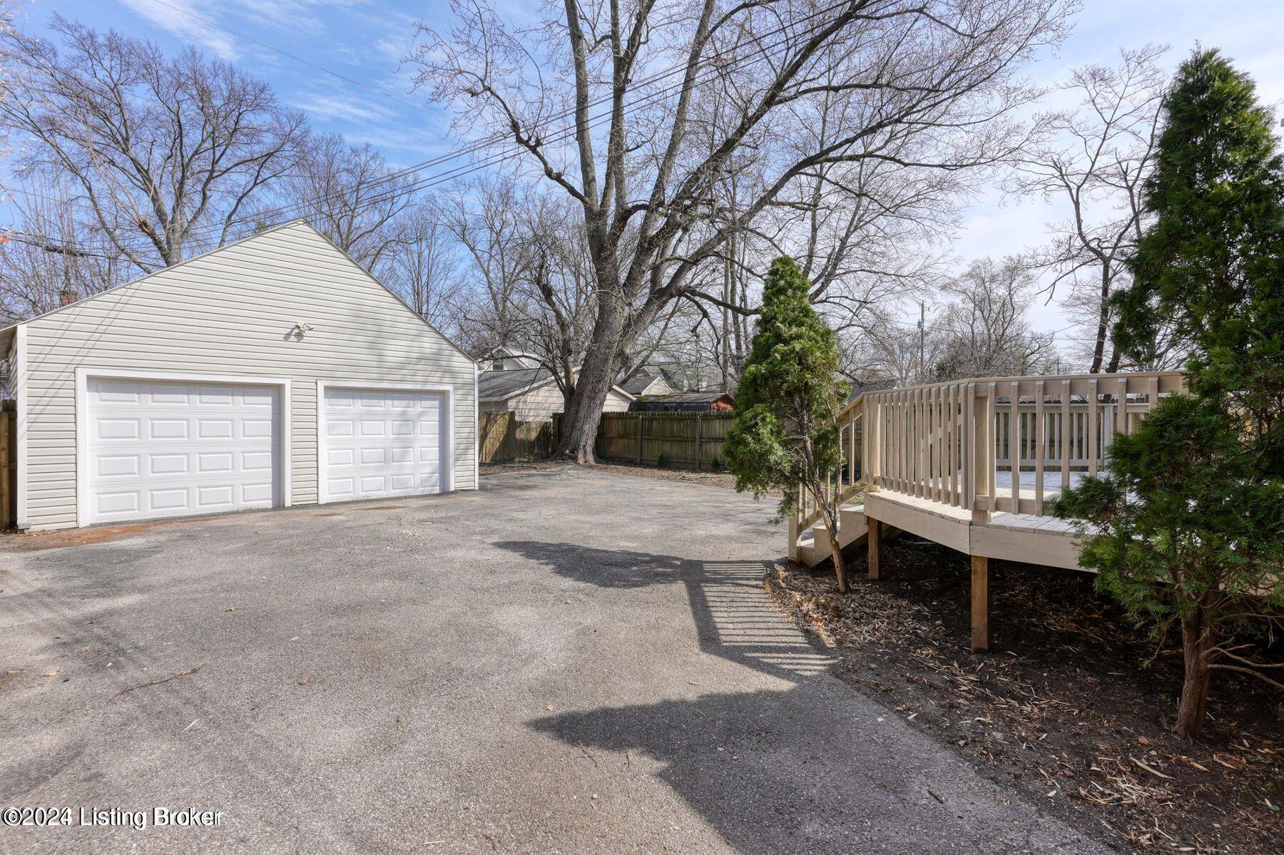 405 Macon Ave, 2