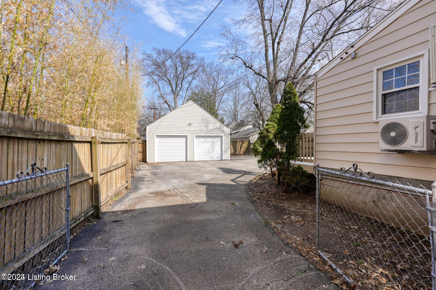405 Macon Ave, 2