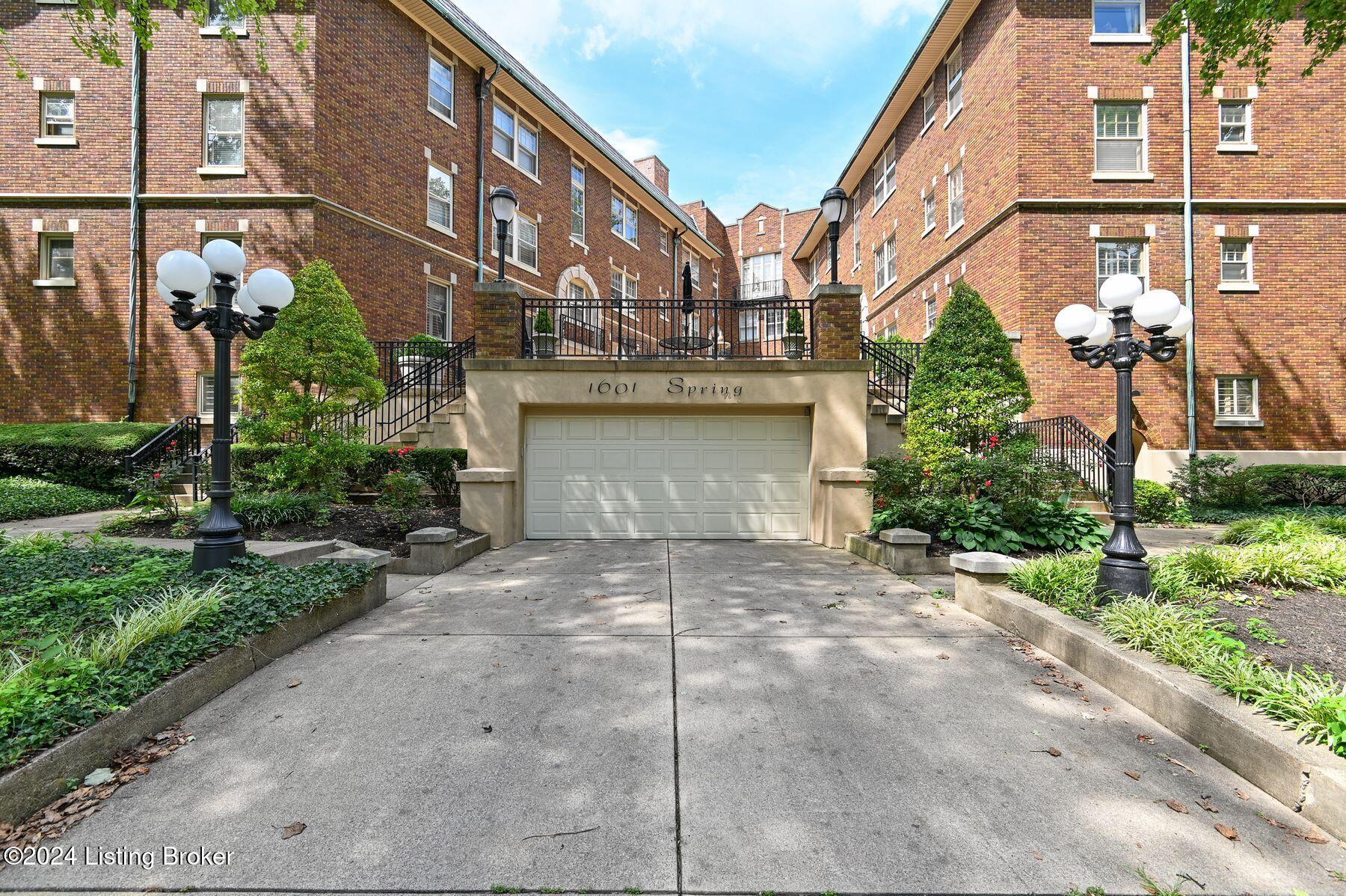 1601 Spring Dr, 2