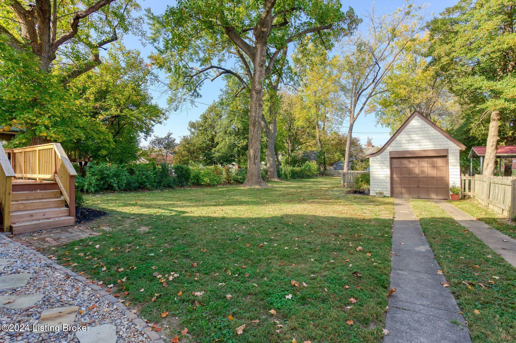 3031 Lexington Rd