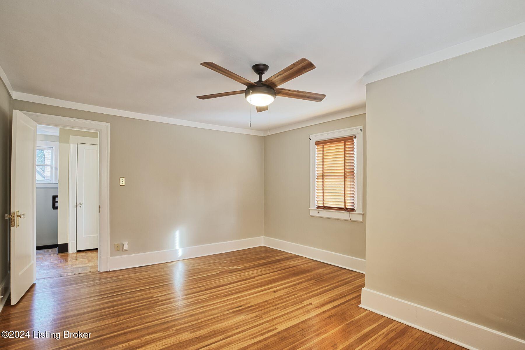 3031 Lexington Rd