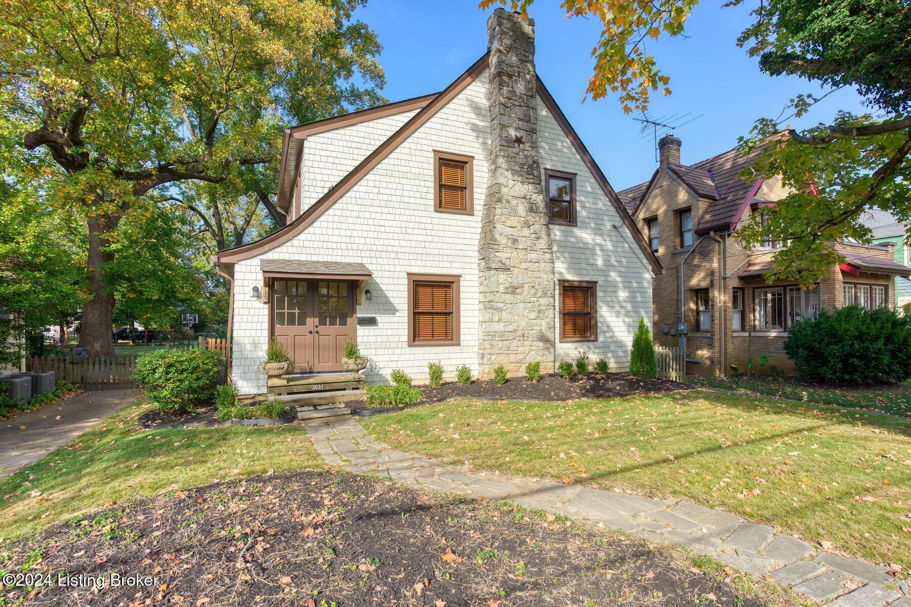 3031 Lexington Rd