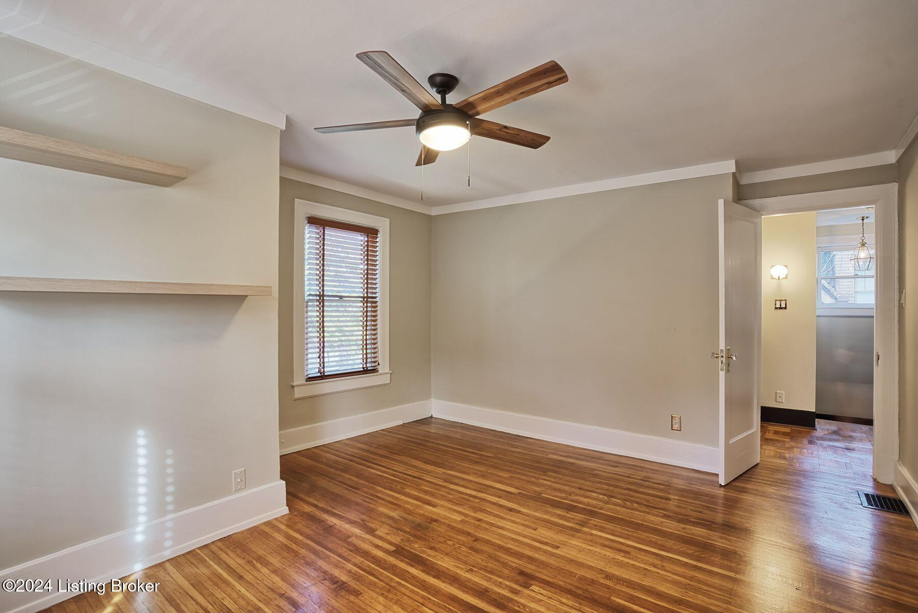 3031 Lexington Rd