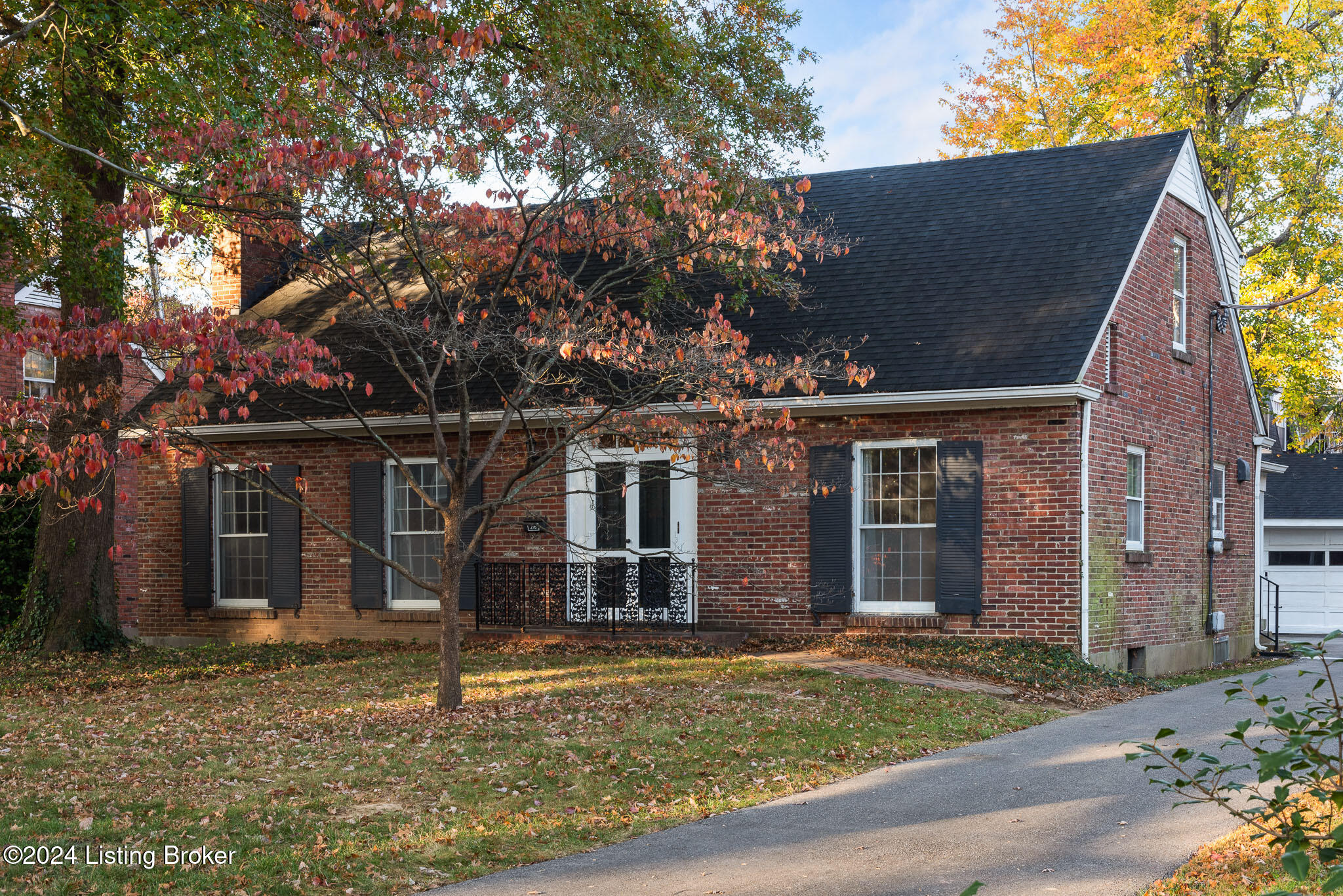 216 Gibson Rd