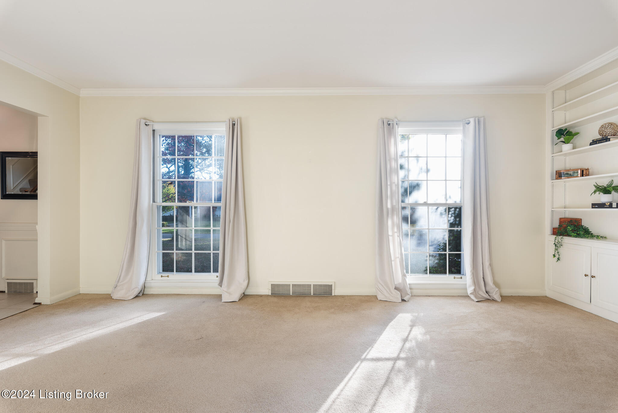 216 Gibson Rd