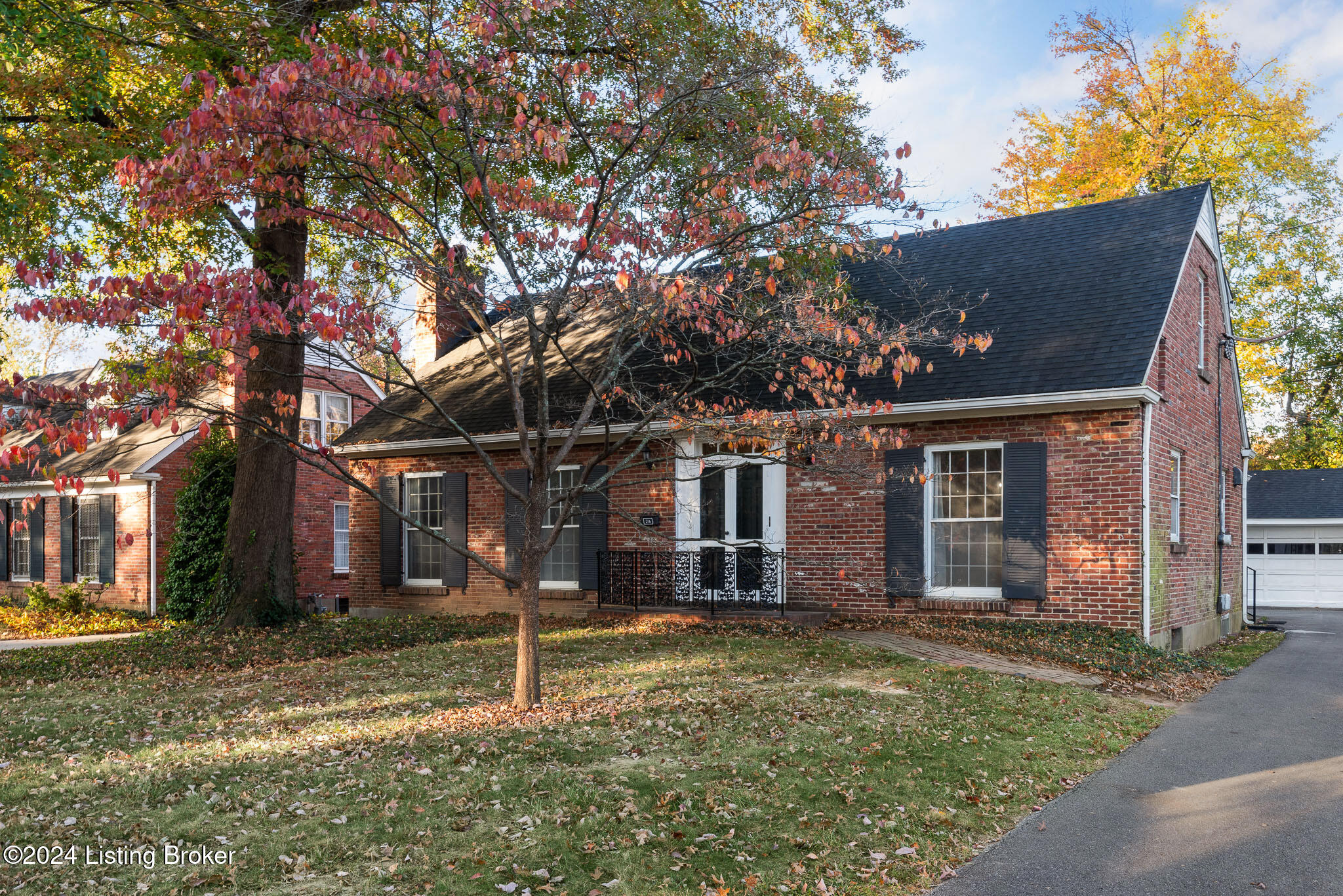 216 Gibson Rd