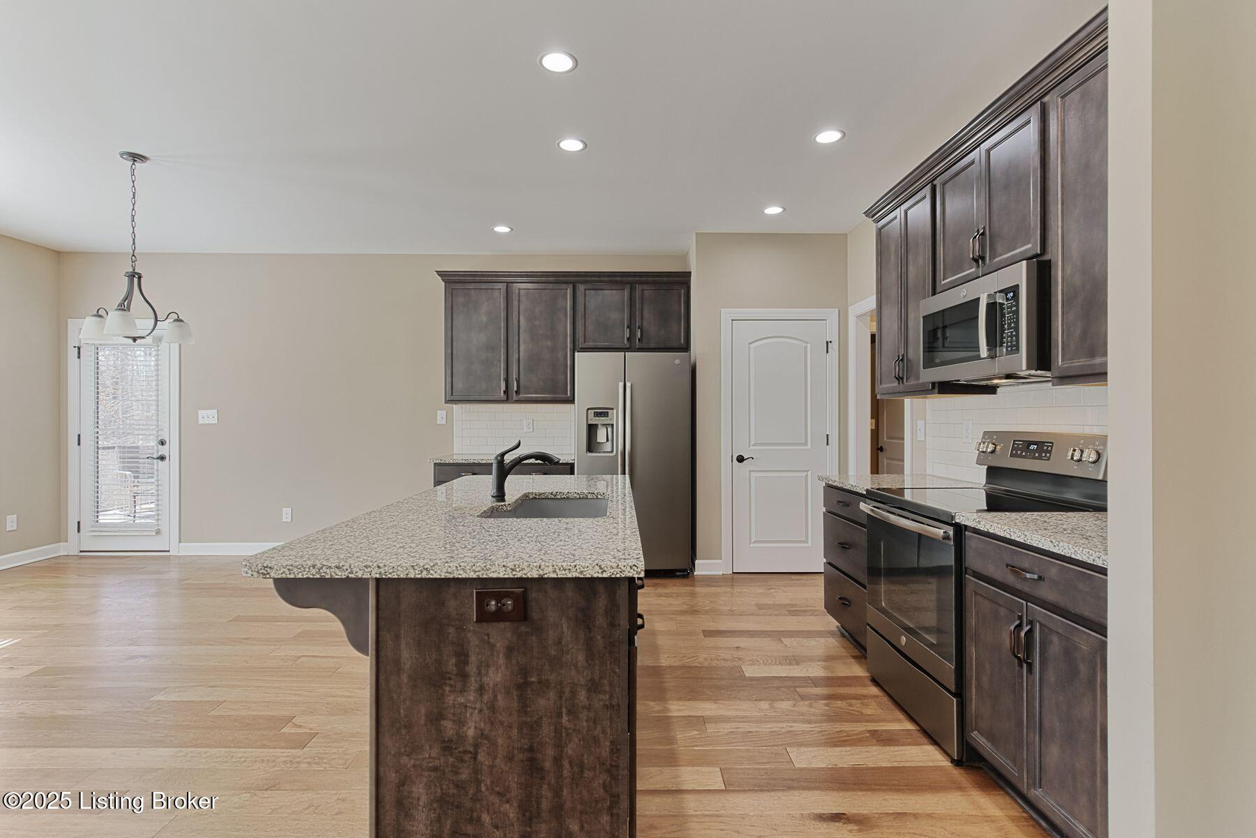 15816 Barkley Lake Ct