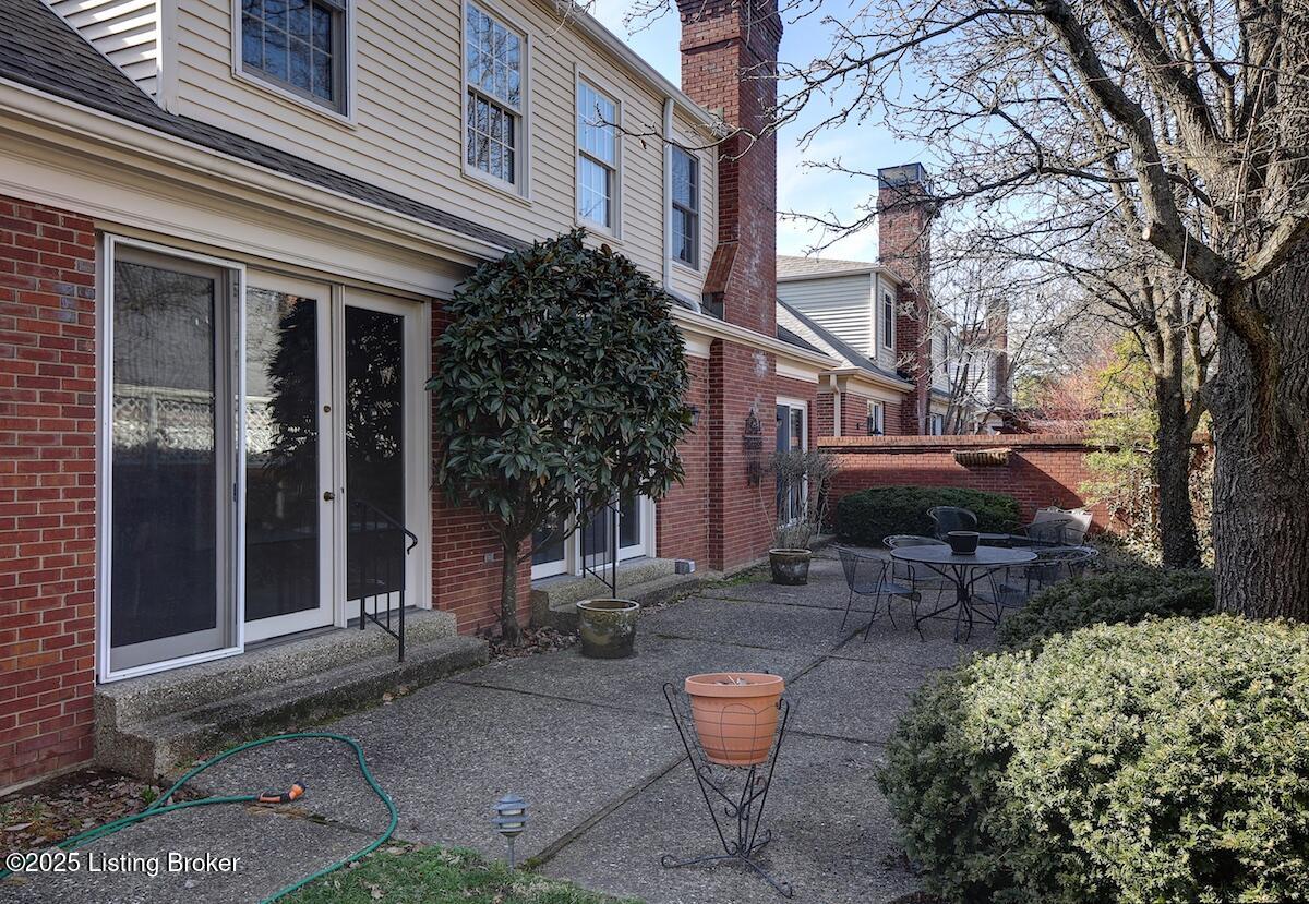 4703 Old Brownsboro Ct