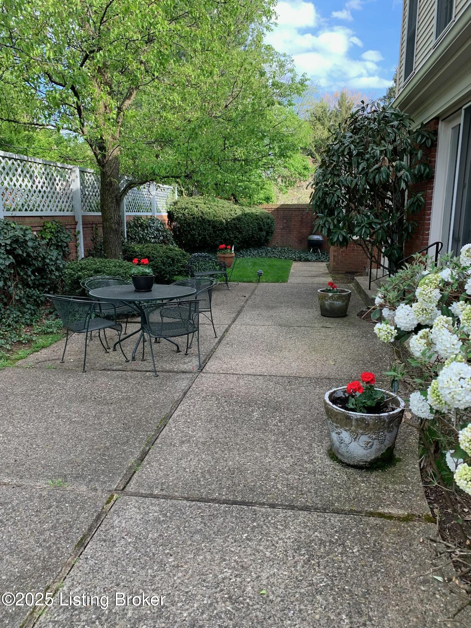 4703 Old Brownsboro Ct