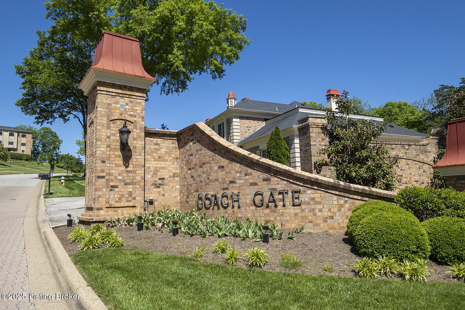5800 Coach Gate Wynde 271