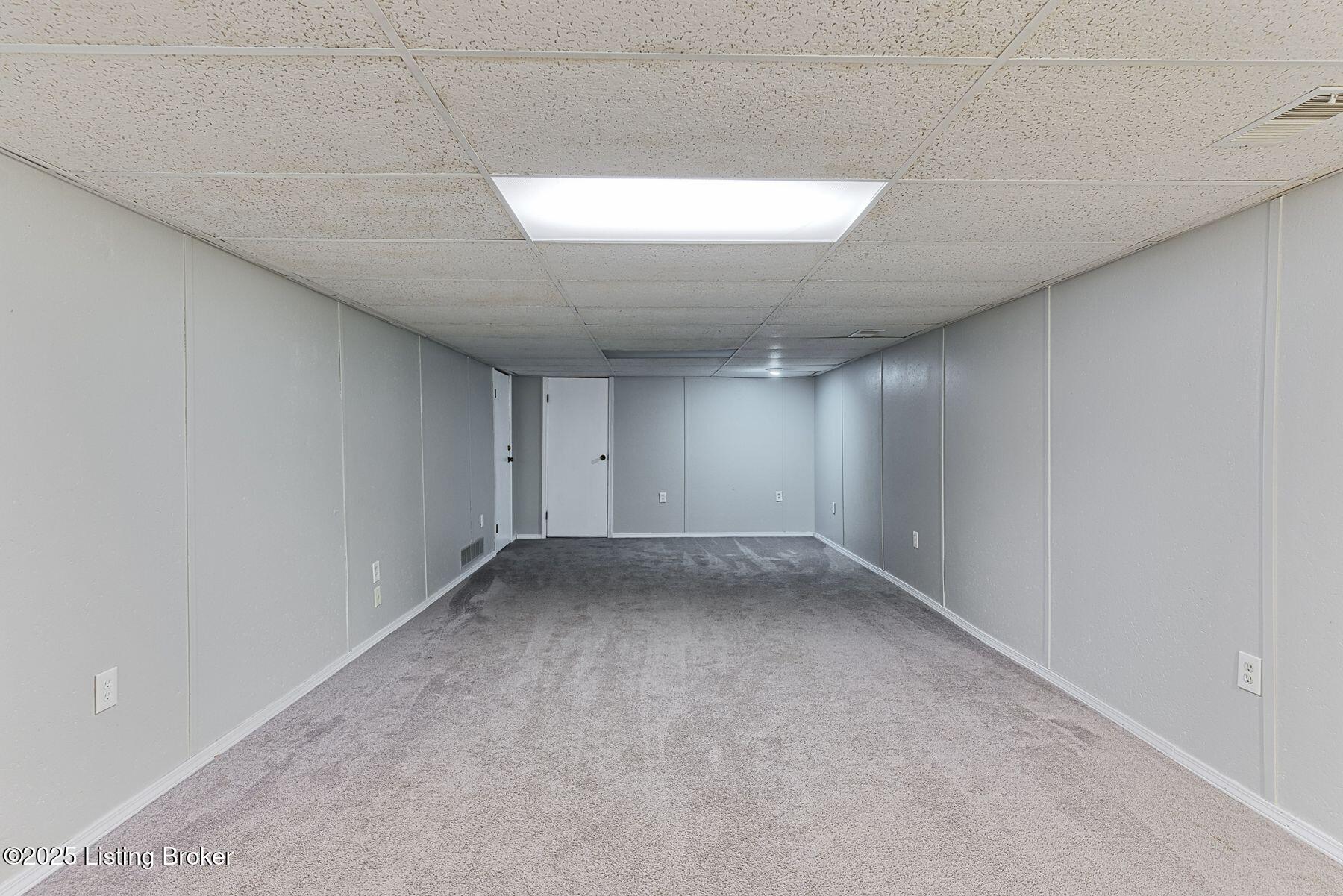 1809 Roosevelt Ave