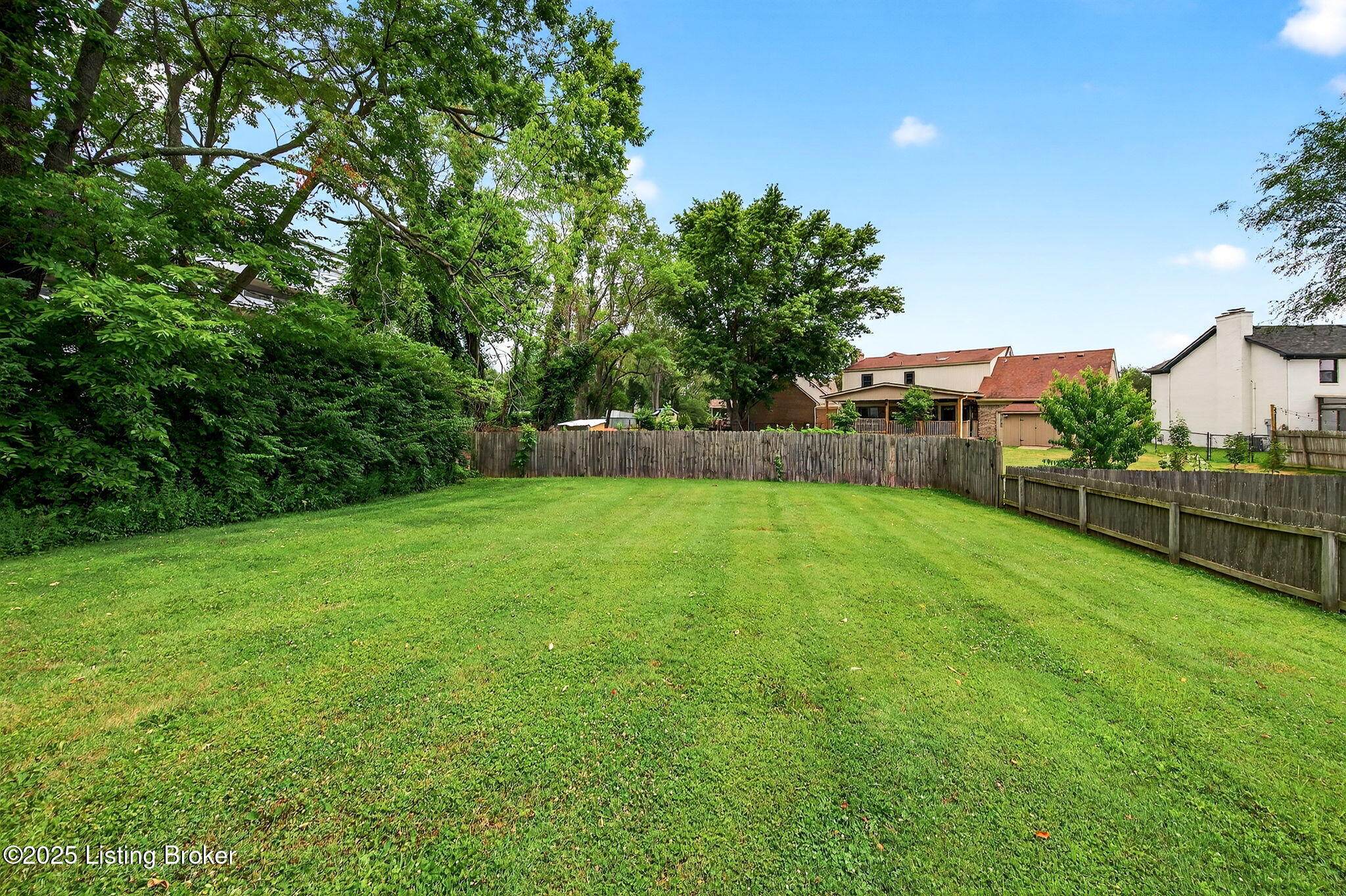 1605 Carlimar Ln