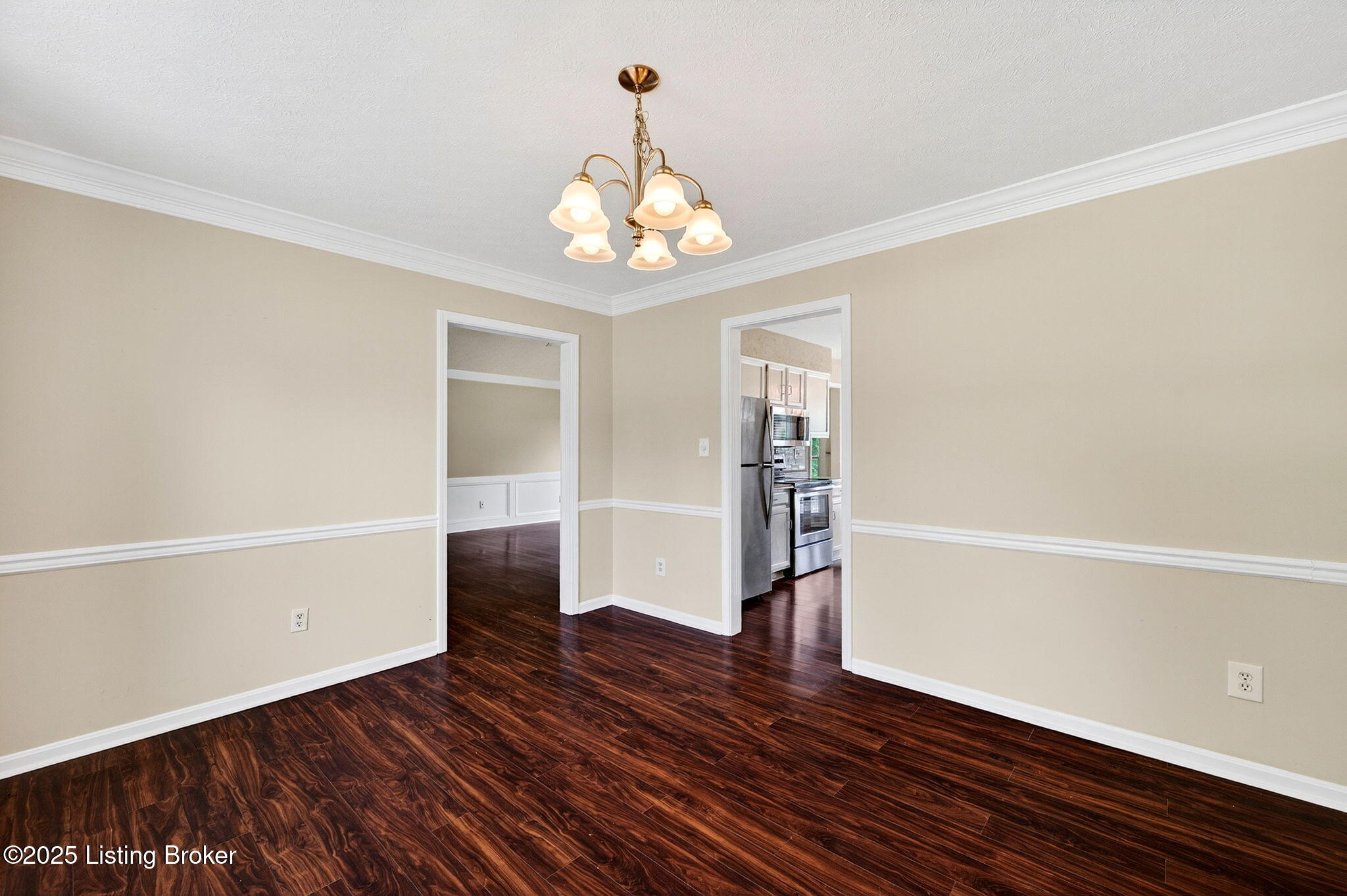1605 Carlimar Ln