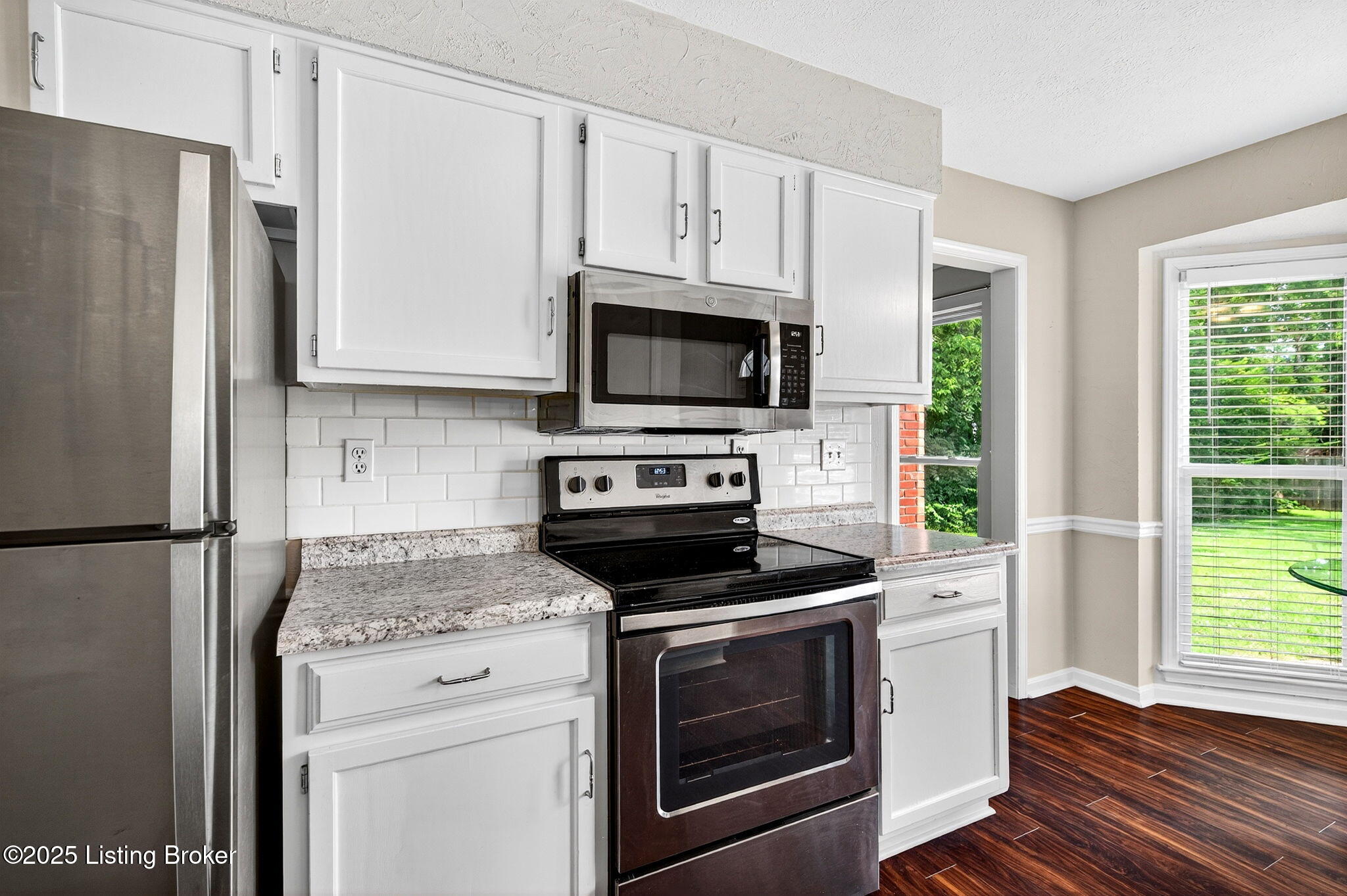 1605 Carlimar Ln