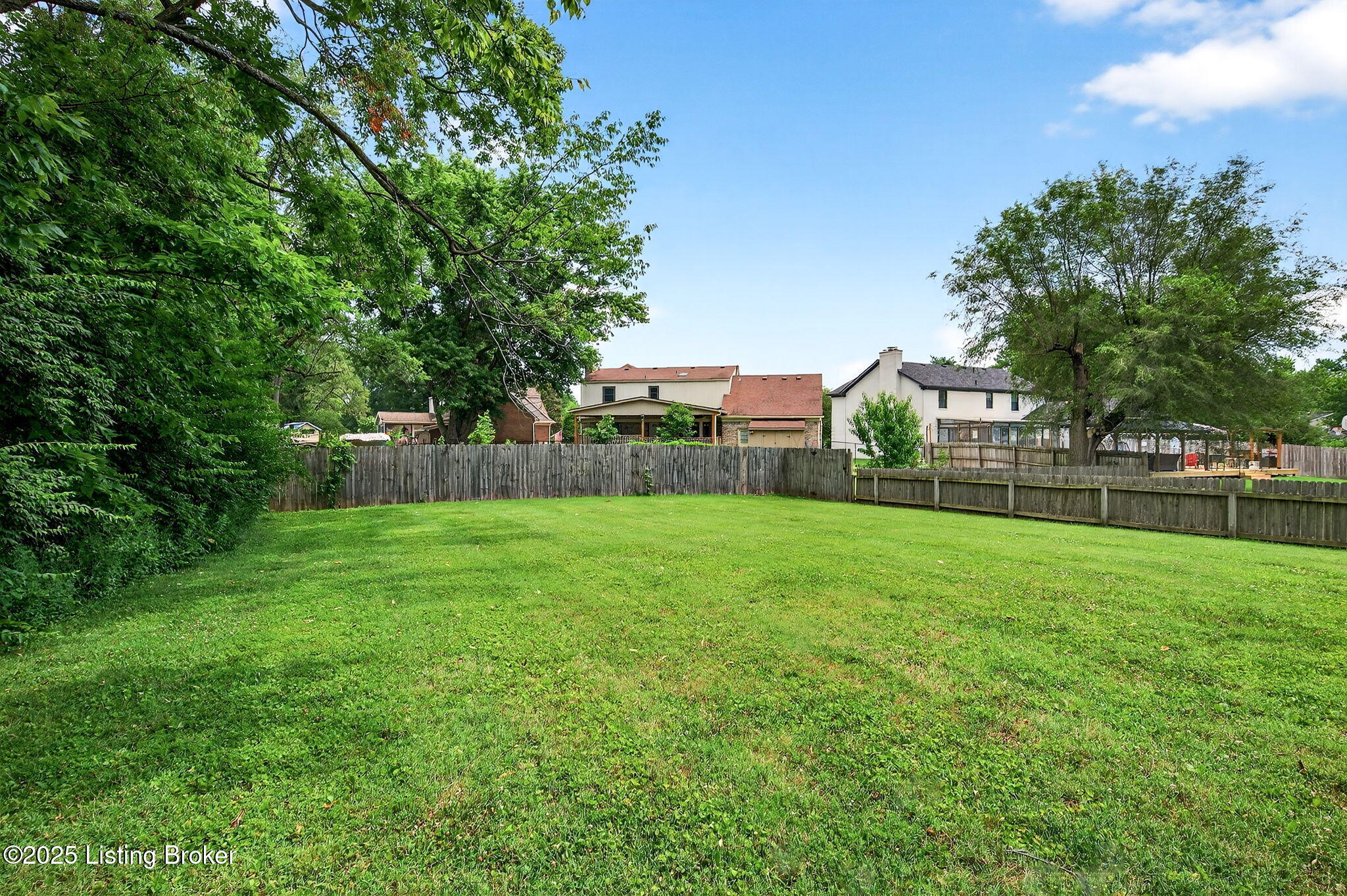 1605 Carlimar Ln
