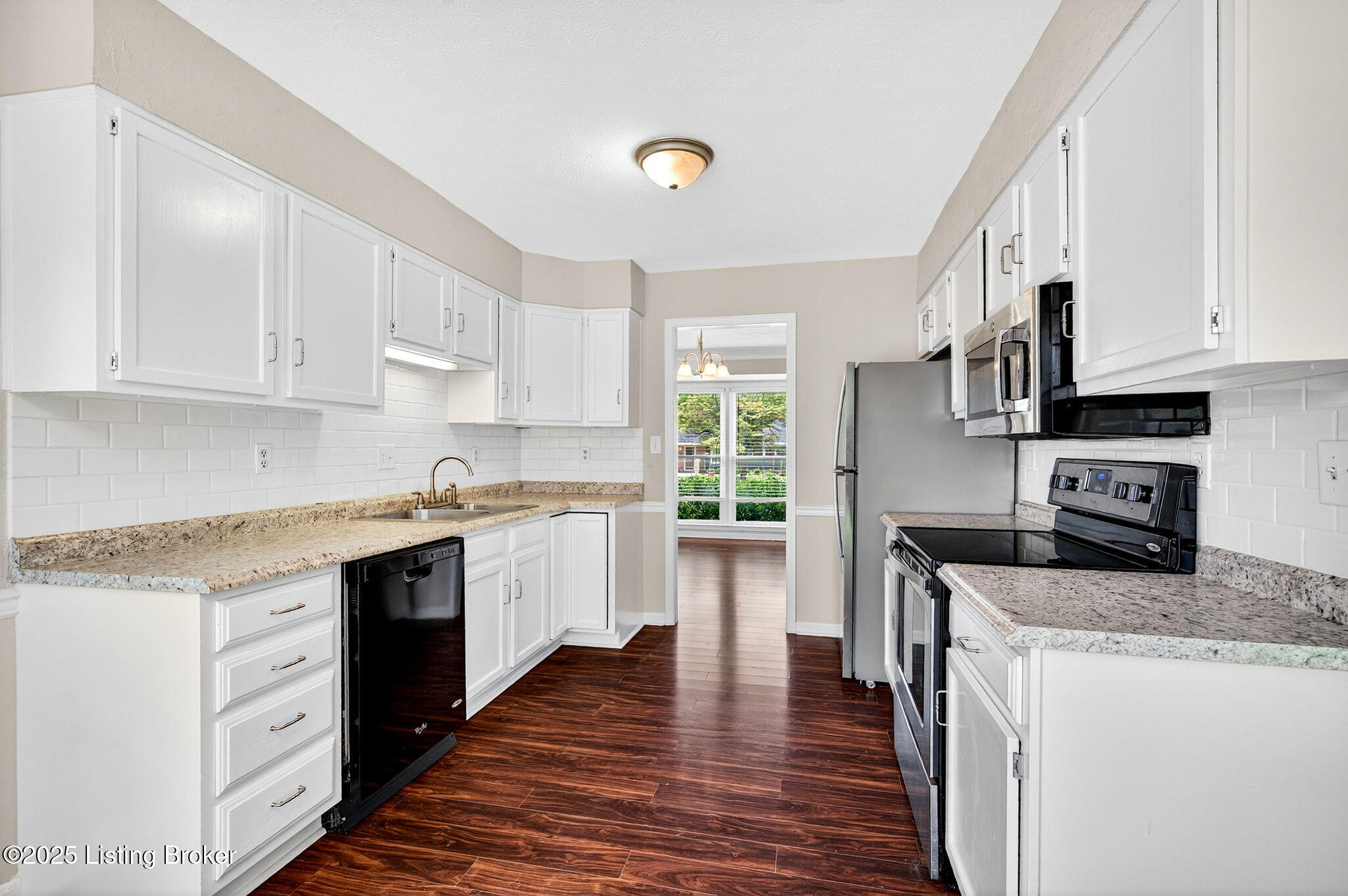 1605 Carlimar Ln