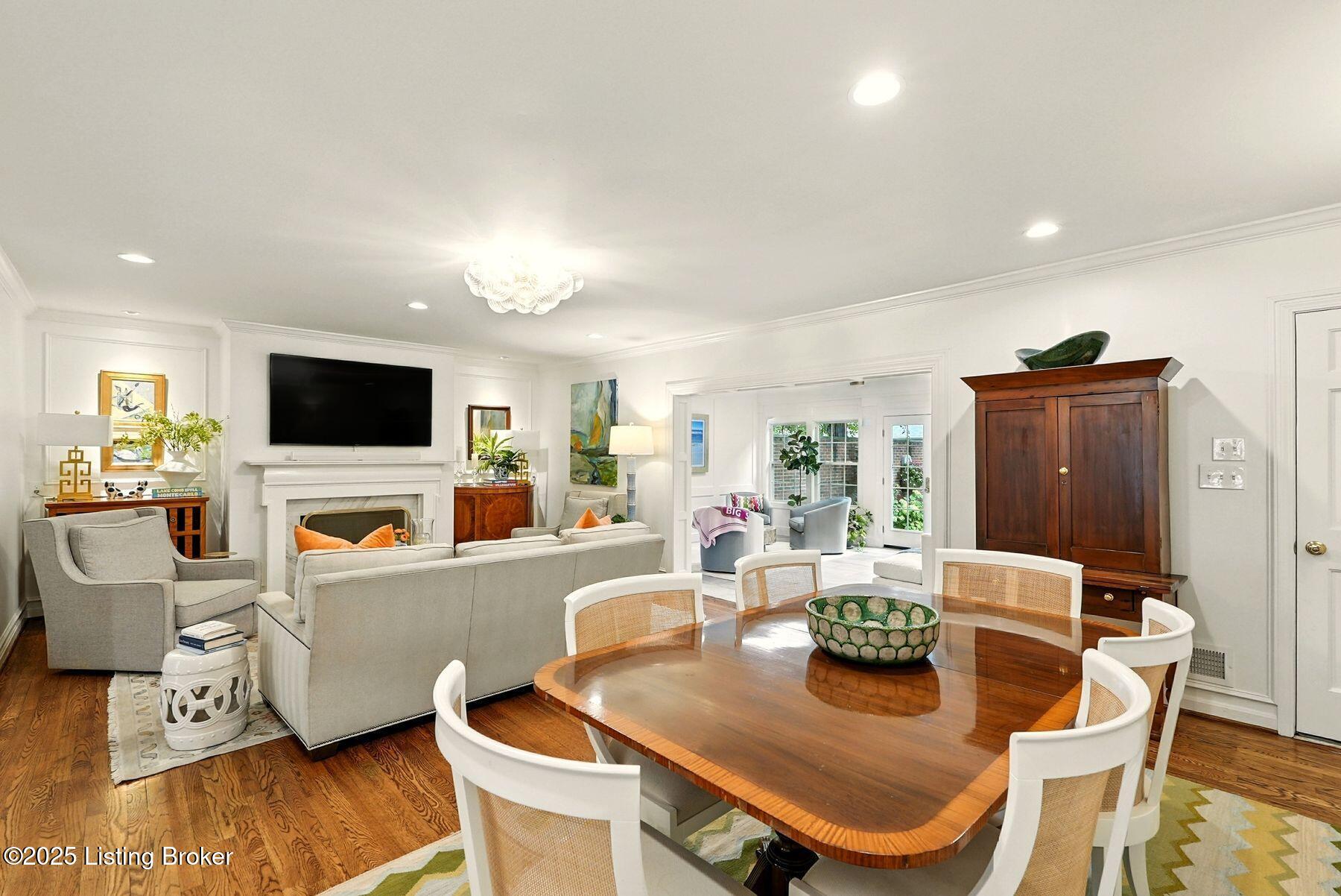229 Saint Matthews Ave