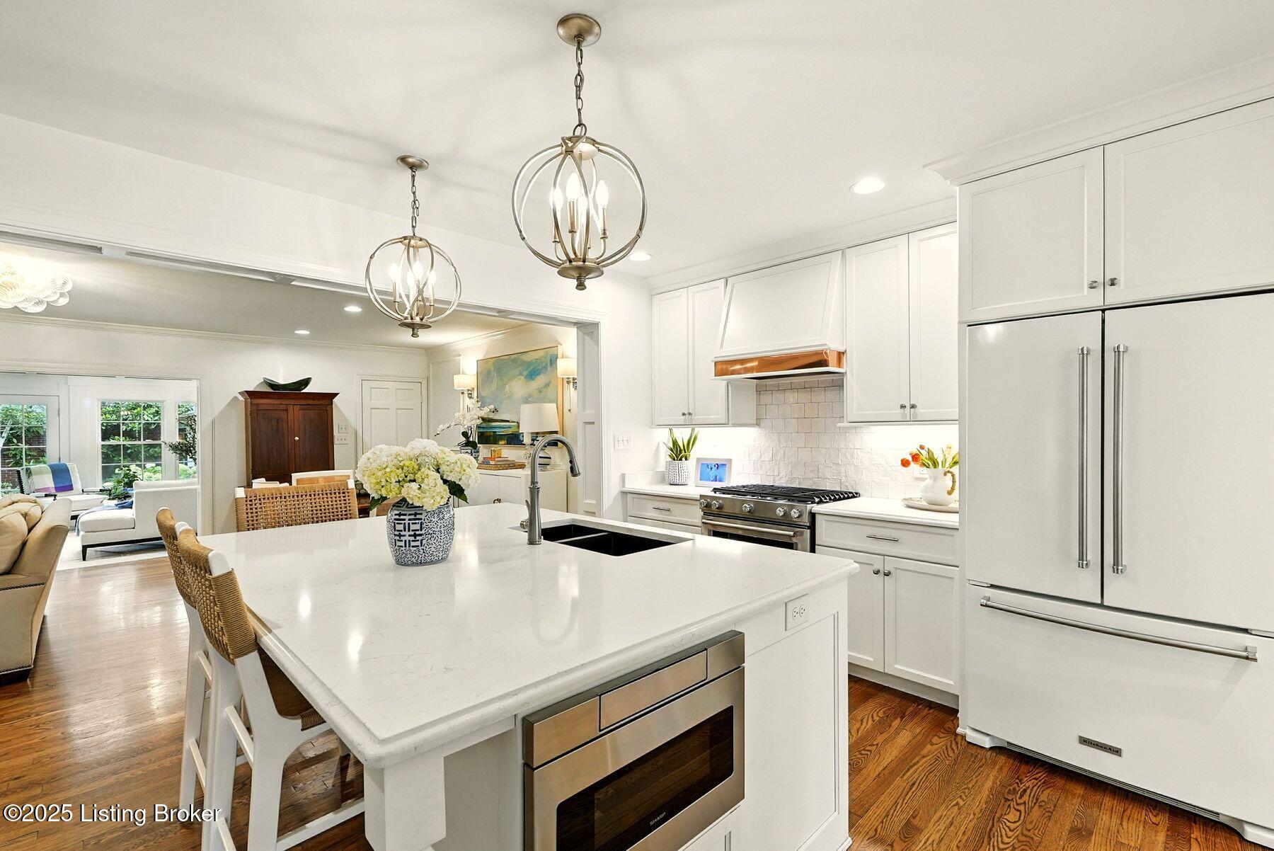 229 Saint Matthews Ave